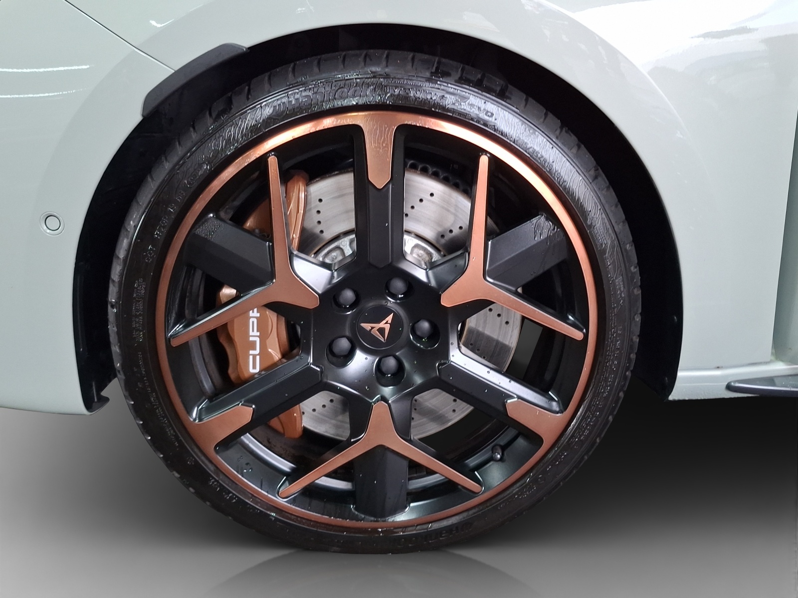 CUPRA LEON 2.0 TSI VZ DSG-image-14