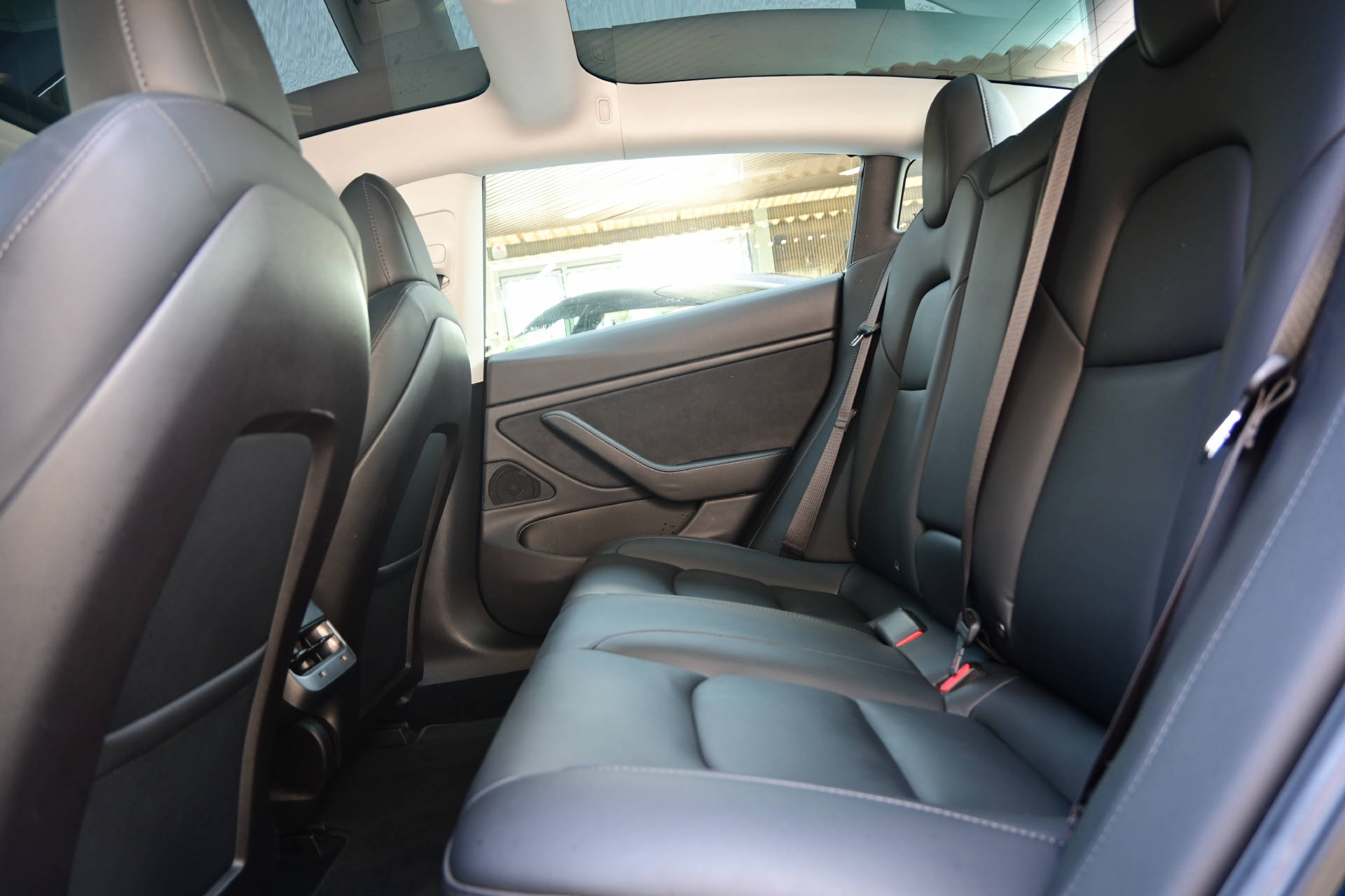 TESLA Model 3 Long Range D *volles autonomes fahren**8-fach bereift*-image-13