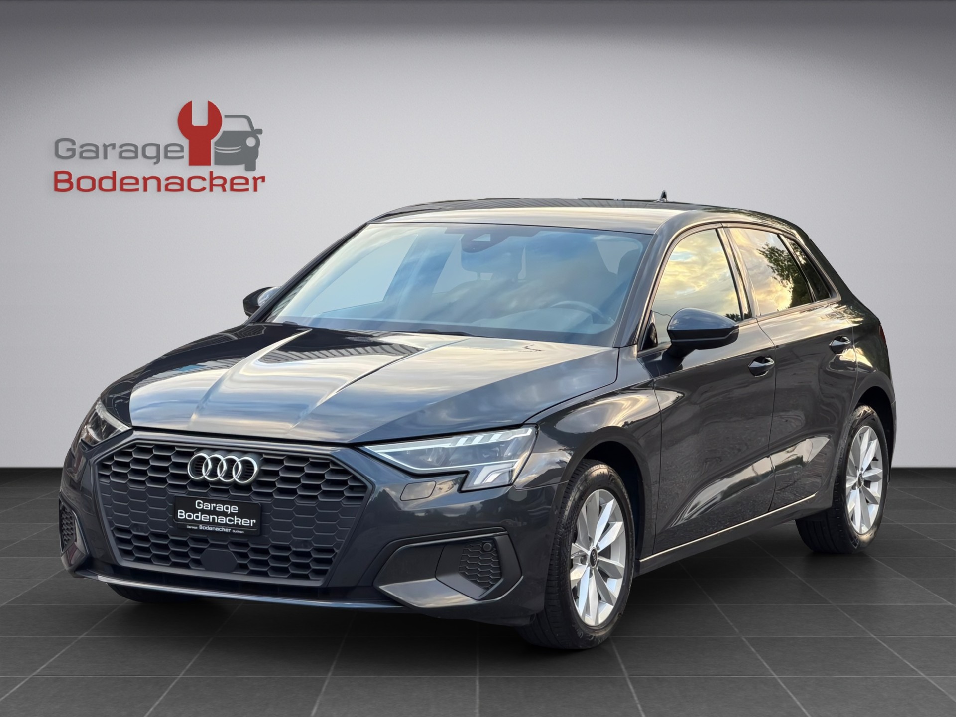 AUDI A3 Sportback 35 TDI S-tronic * Diesel *-showroom-element-1
