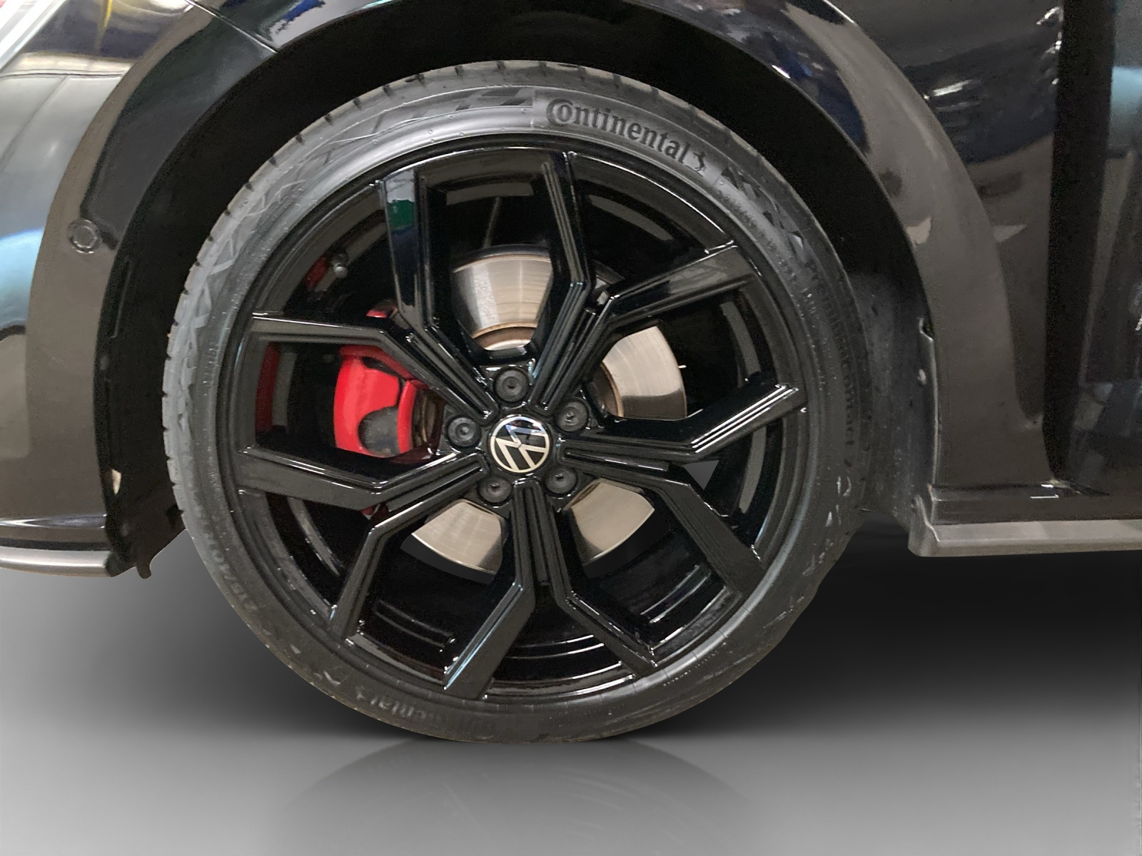 VW Polo 2.0 TSI GTI DSG-image-15