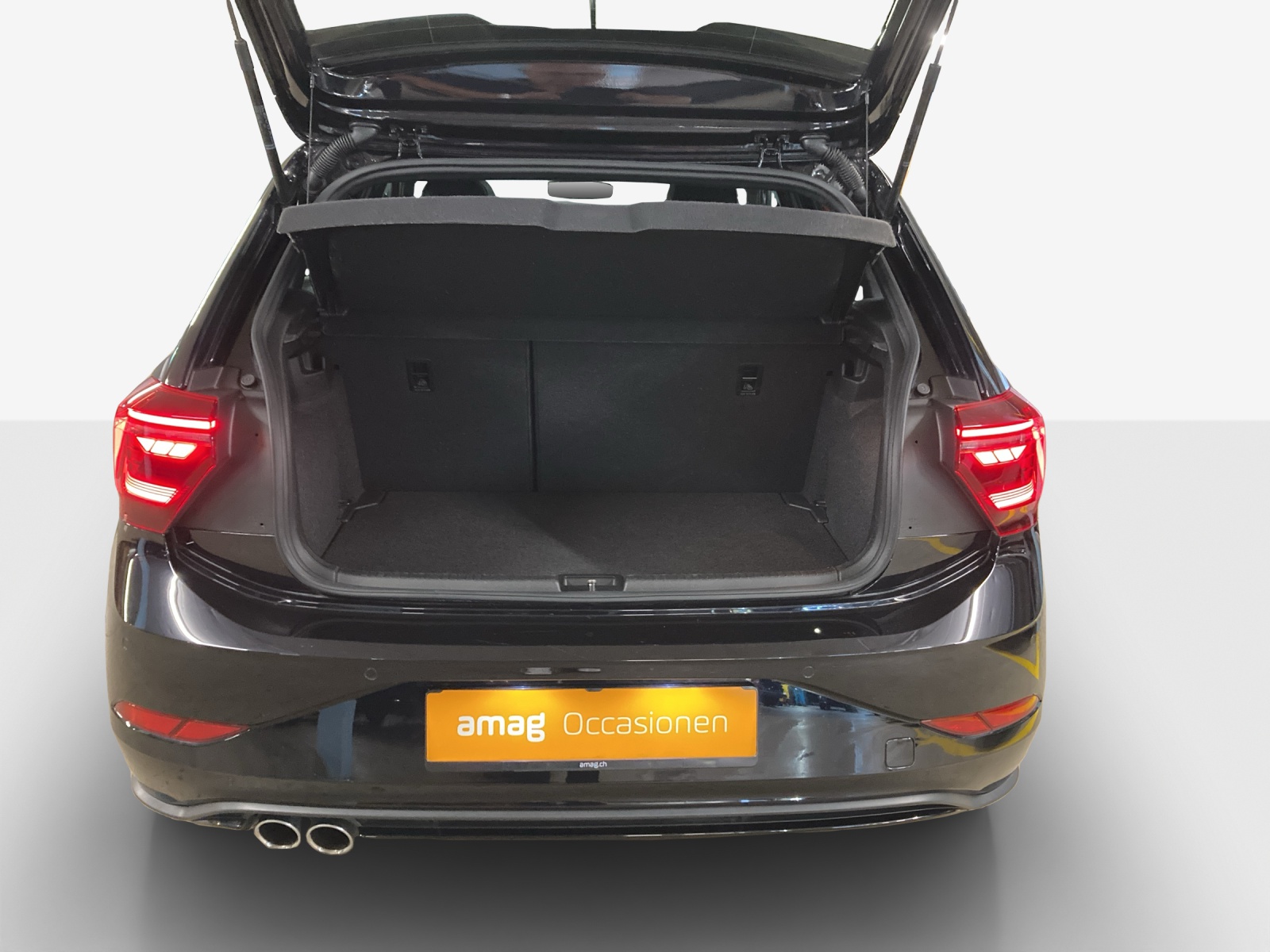VW Polo 2.0 TSI GTI DSG-image-12