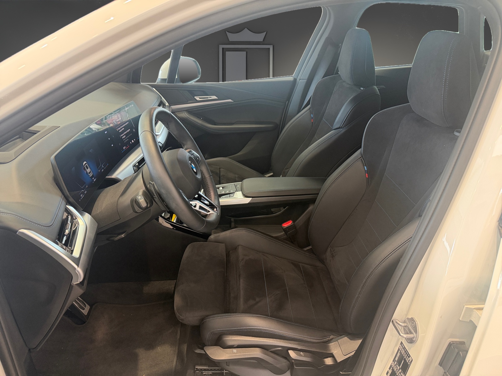 BMW 218d Active Tourer M Sport DKG AHK-image-9