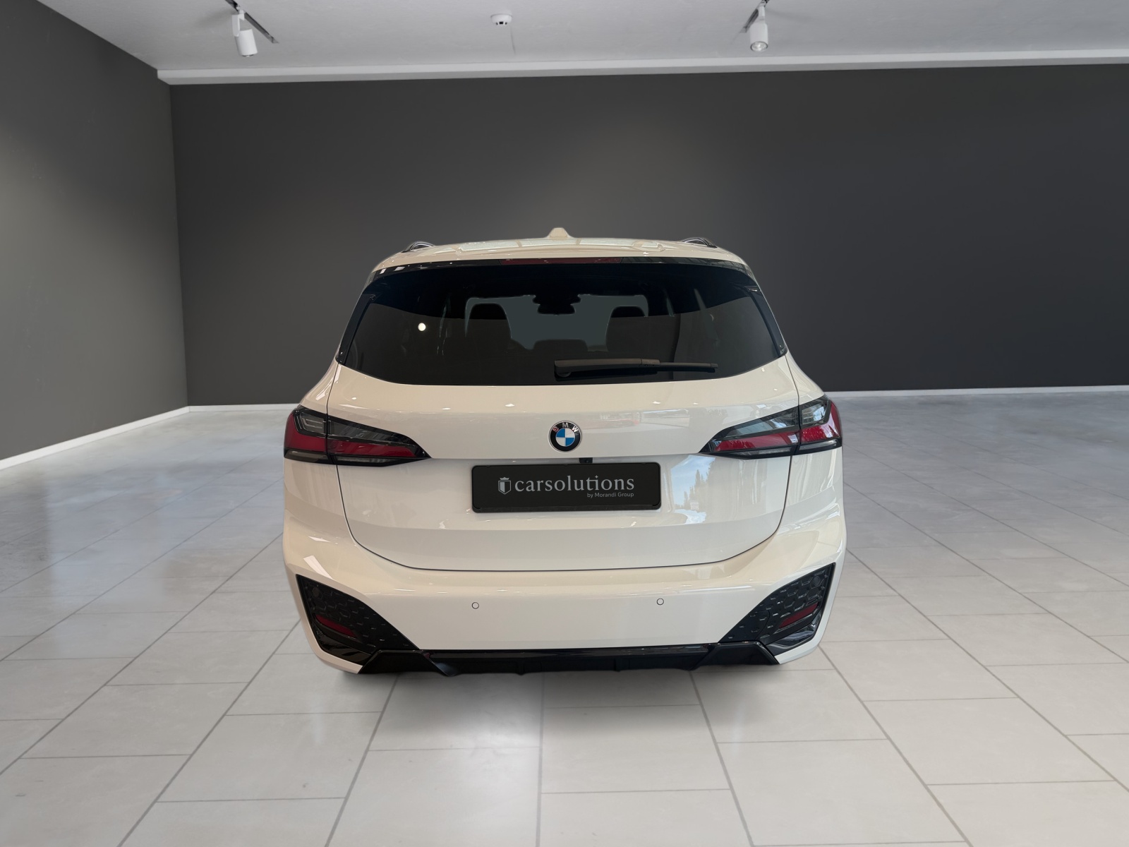 BMW 218d Active Tourer M Sport DKG AHK-showroom-element-3