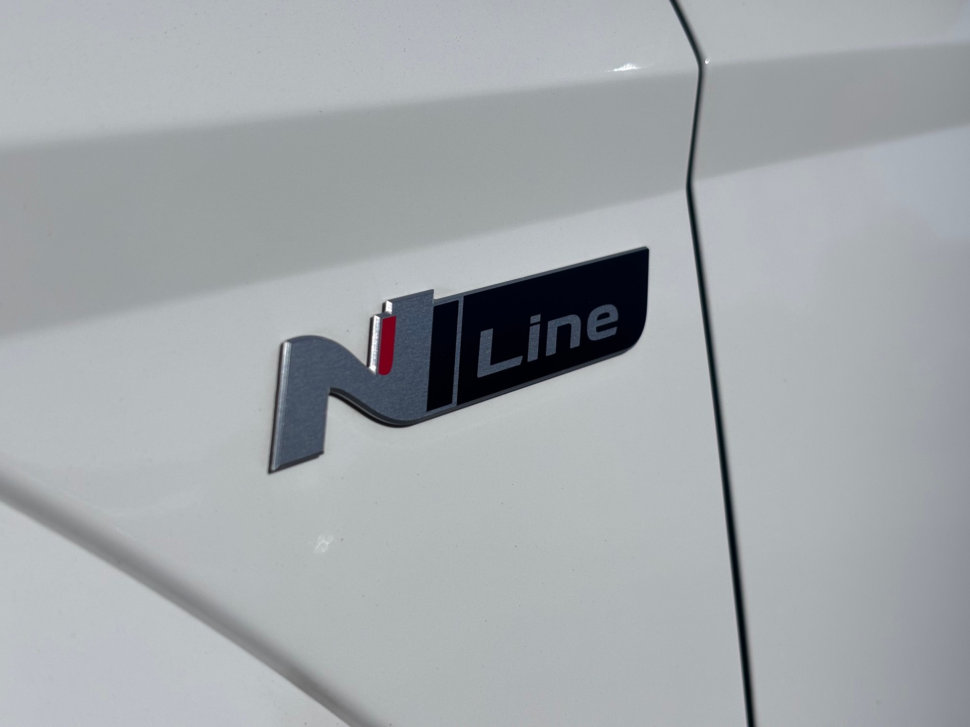 HYUNDAI Kona 1.6 GDi Hybrid N-Line-image-8