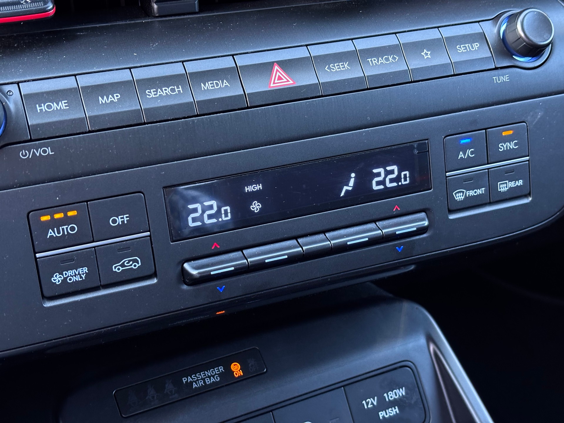 HYUNDAI Kona 1.6 GDi Hybrid N-Line-image-14