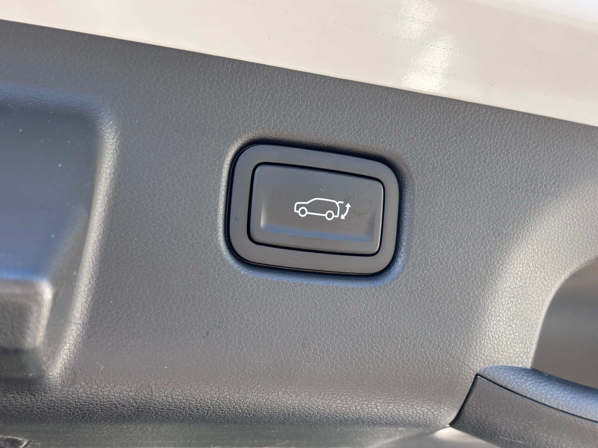 HYUNDAI Kona 1.6 GDi Hybrid N-Line-image-21