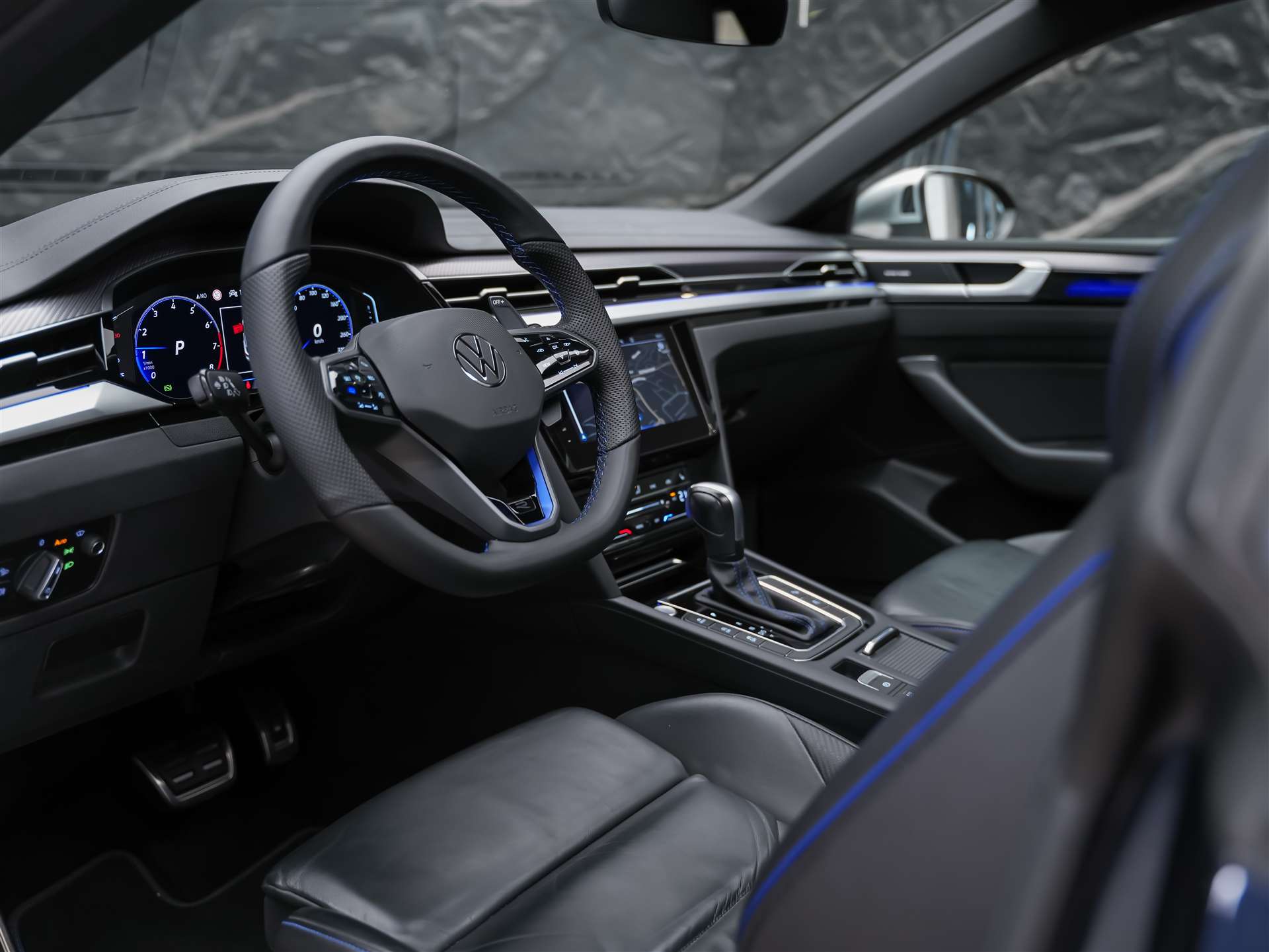VW Arteon SB 2.0 TSI R 4Motion DSG *Panorama*Massage*Voll Leder*AHK*-image-8