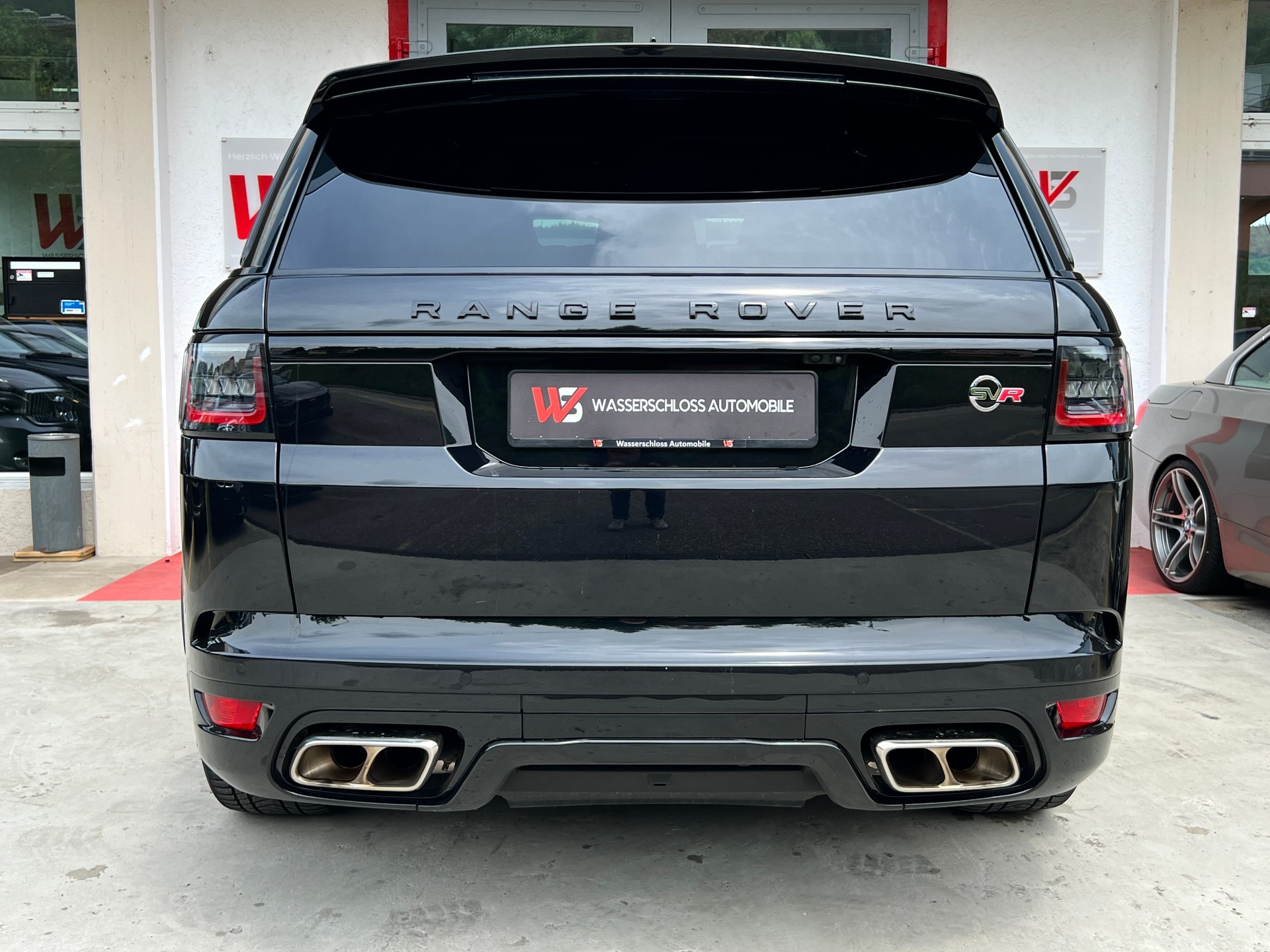 LAND ROVER Range Rover Sport 5.0 V8 S/C SVR Automatic-image-7