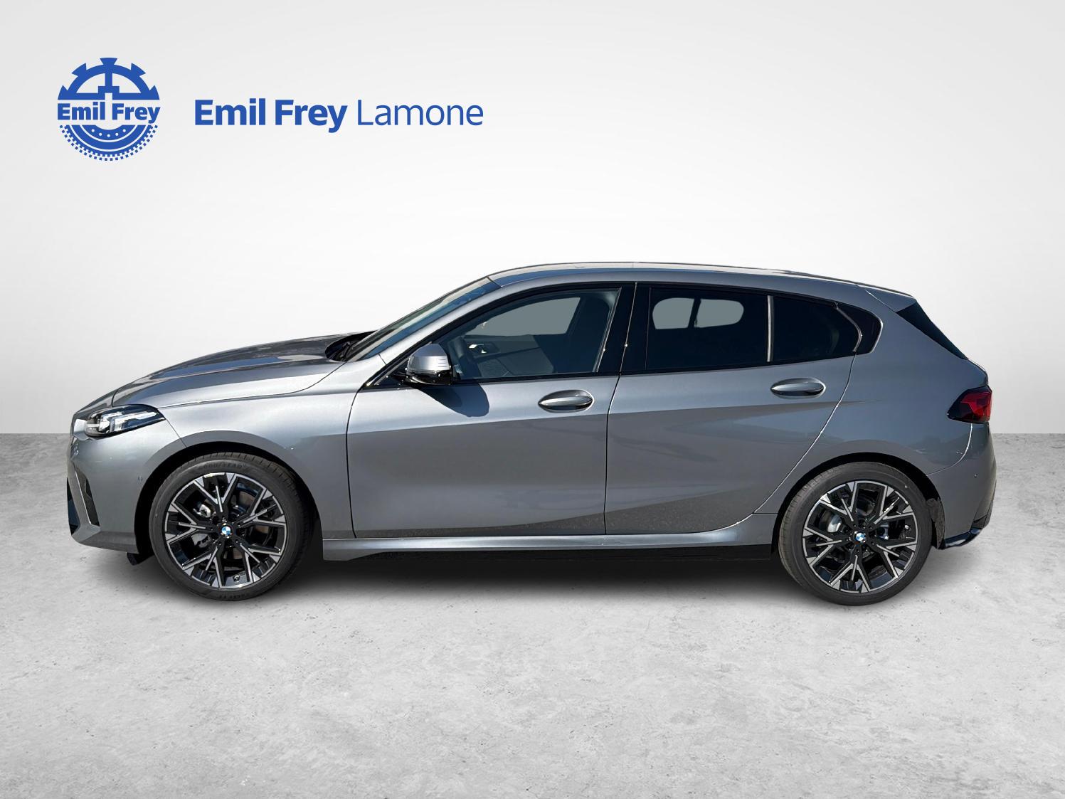 BMW 1er Reihe F70 120i-showroom-element-1