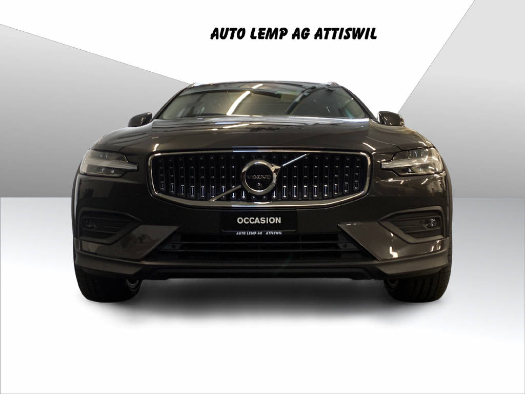 VOLVO V60 Cross Country 2.0 B5 Ultim-image-1