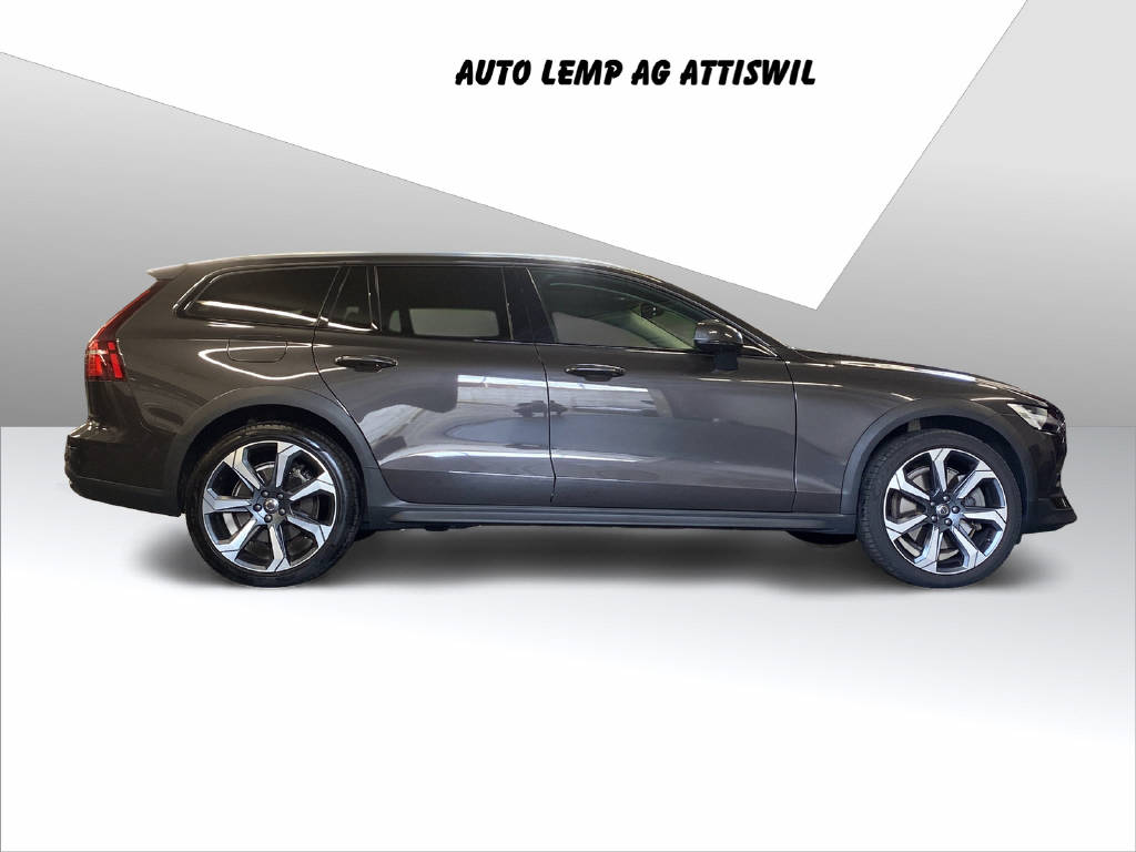 VOLVO V60 Cross Country 2.0 B5 Ultim-image-6