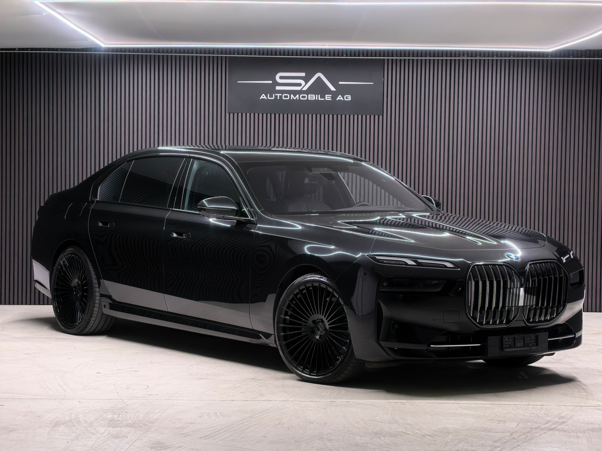 BMW 740d xDrive 48V Steptronic