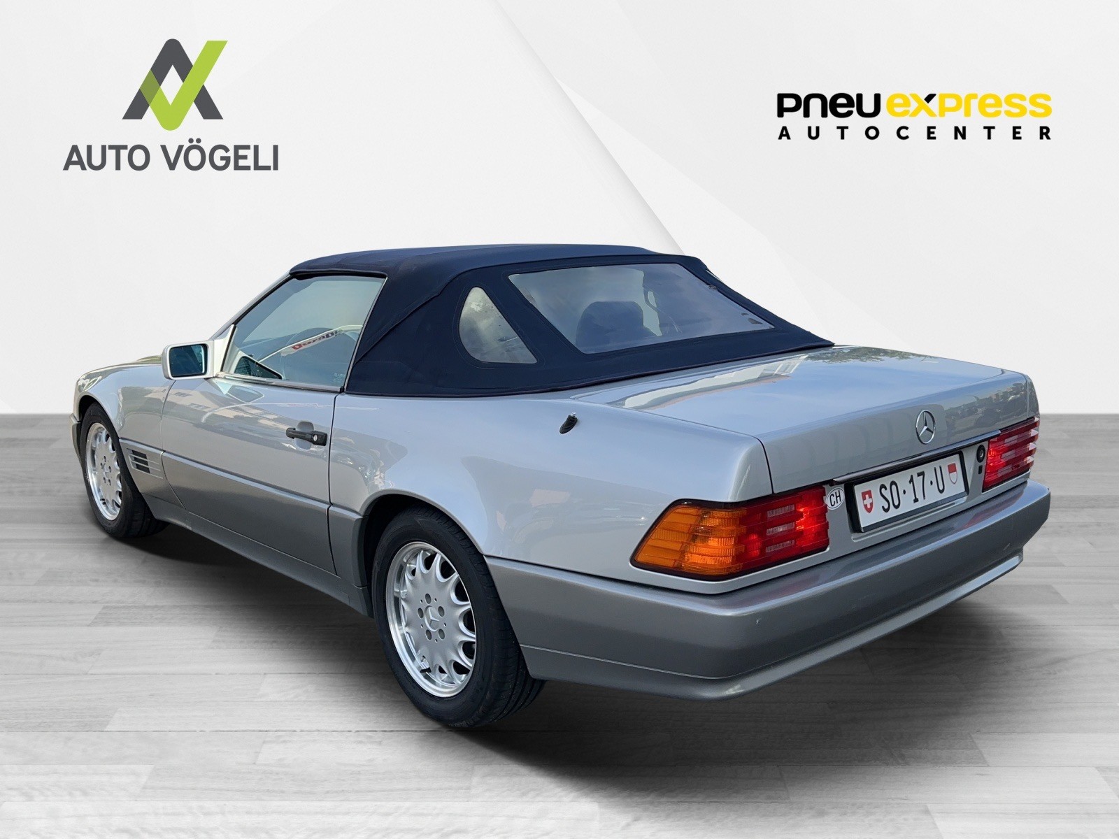 MERCEDES-BENZ 300 SL-24-showroom-element-3