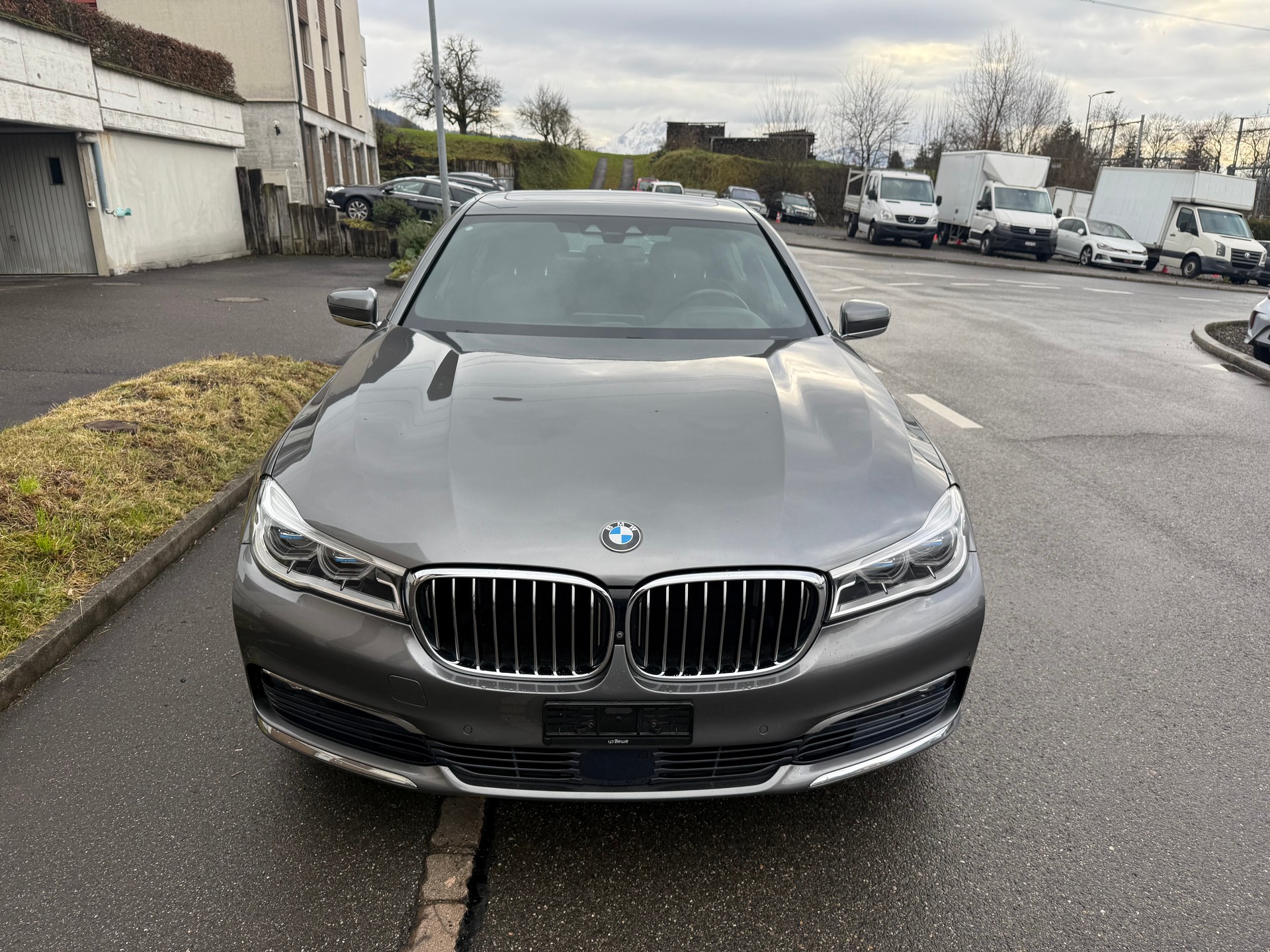 BMW 750i xDrive Steptronic