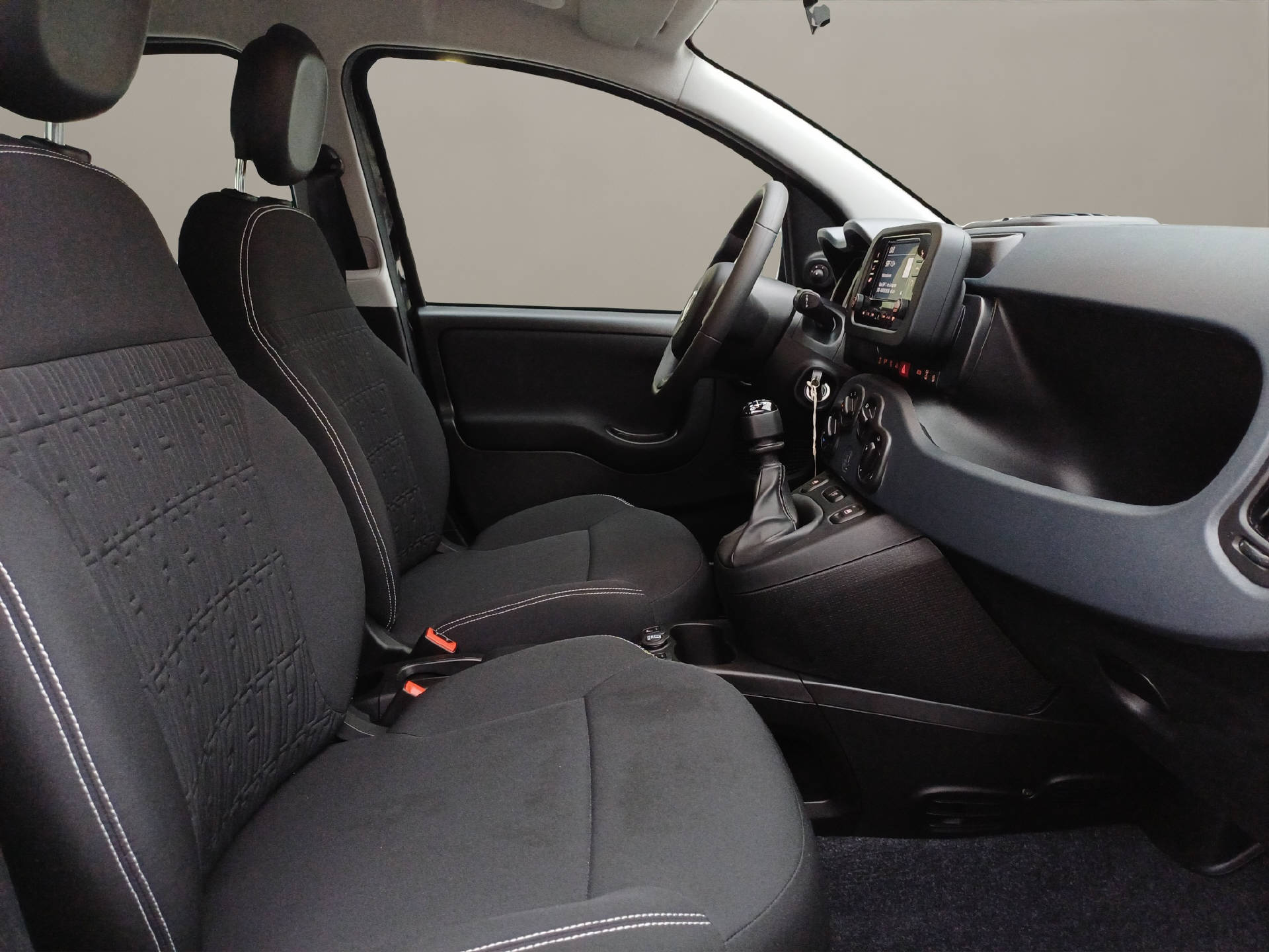 FIAT Panda 1.0 Hybrid City Life-image-14