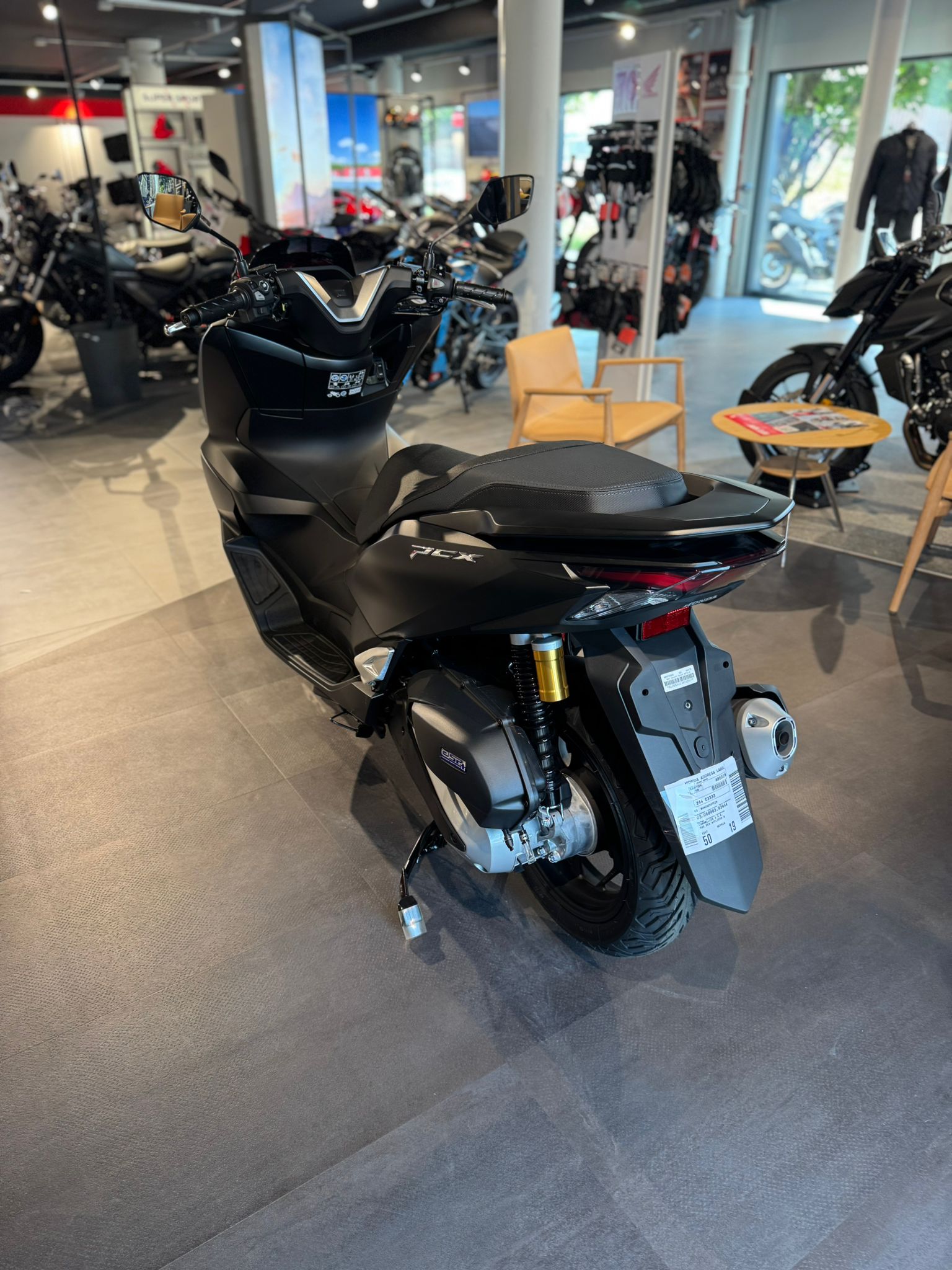 HONDA PCX 125 DX TFT. connectivity-image-3