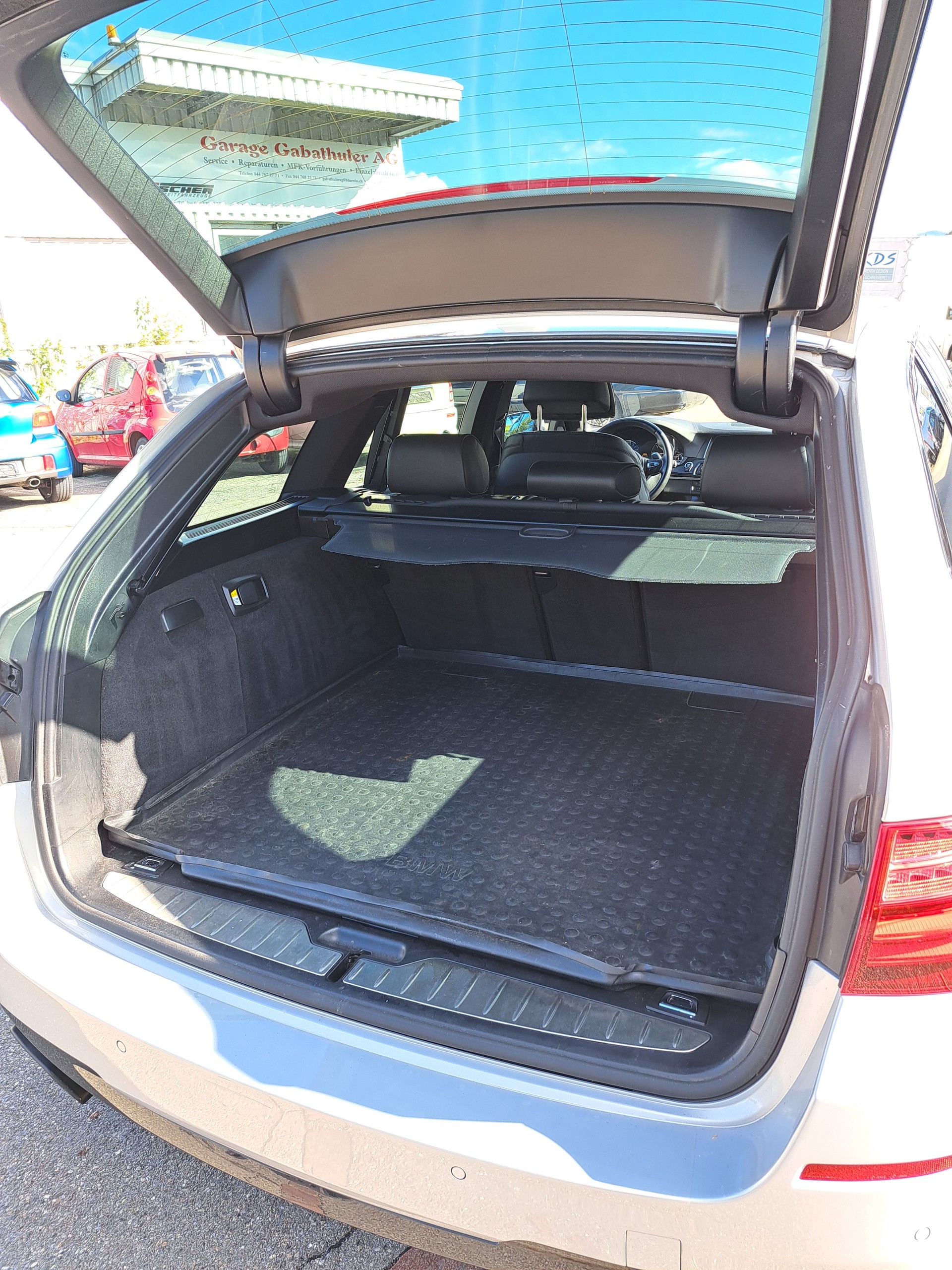 BMW M550d Touring xDrive Steptronic-image-4