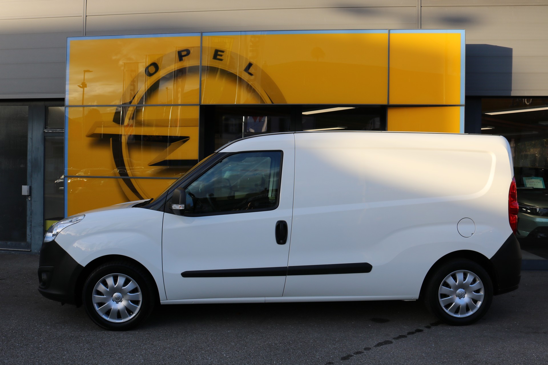 OPEL Combo 1.3 CDTI 2.4 L2H1-showroom-element-1
