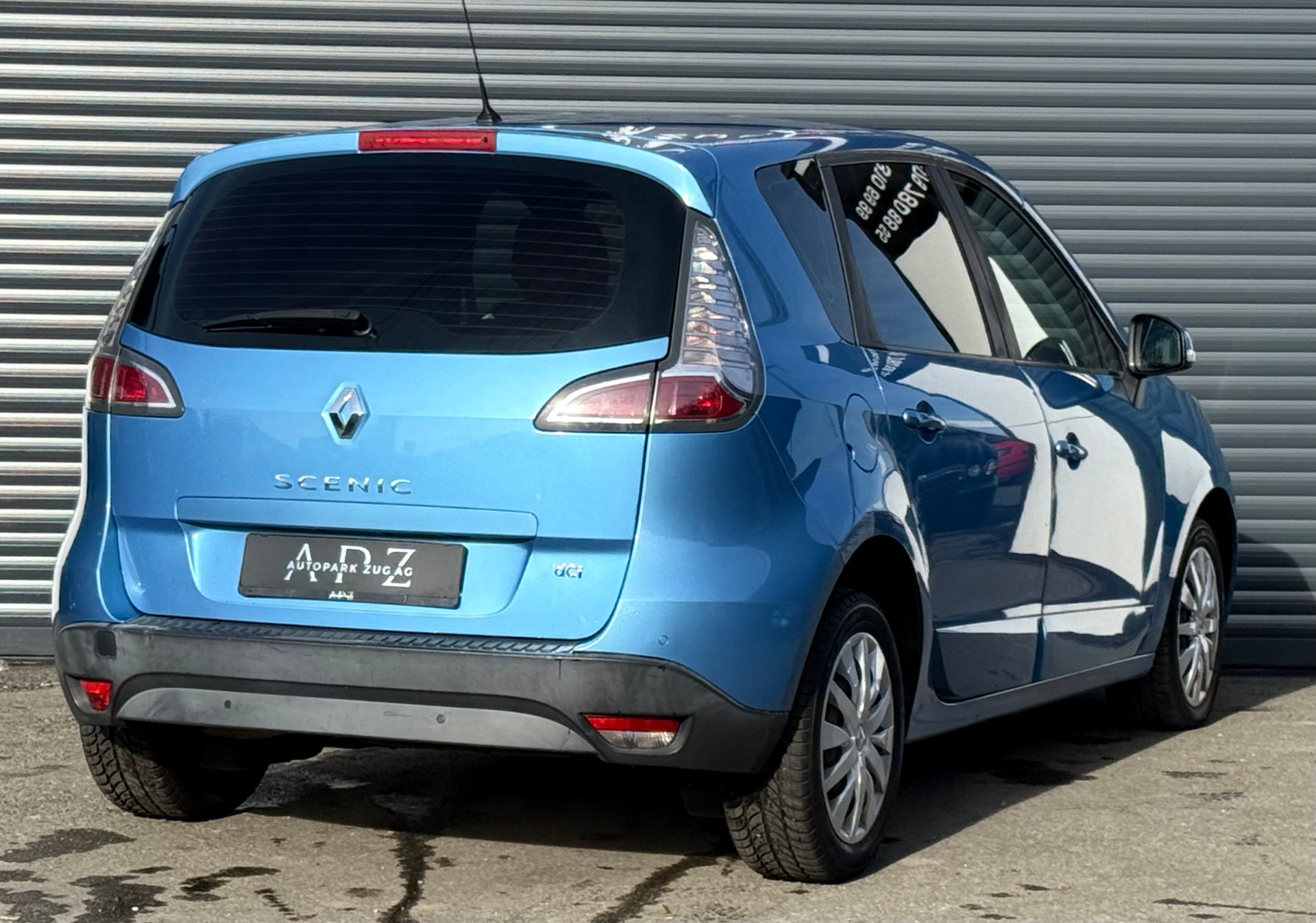RENAULT Scénic 1.5 dCi Expression EDC Frisch ab MFK-image-4
