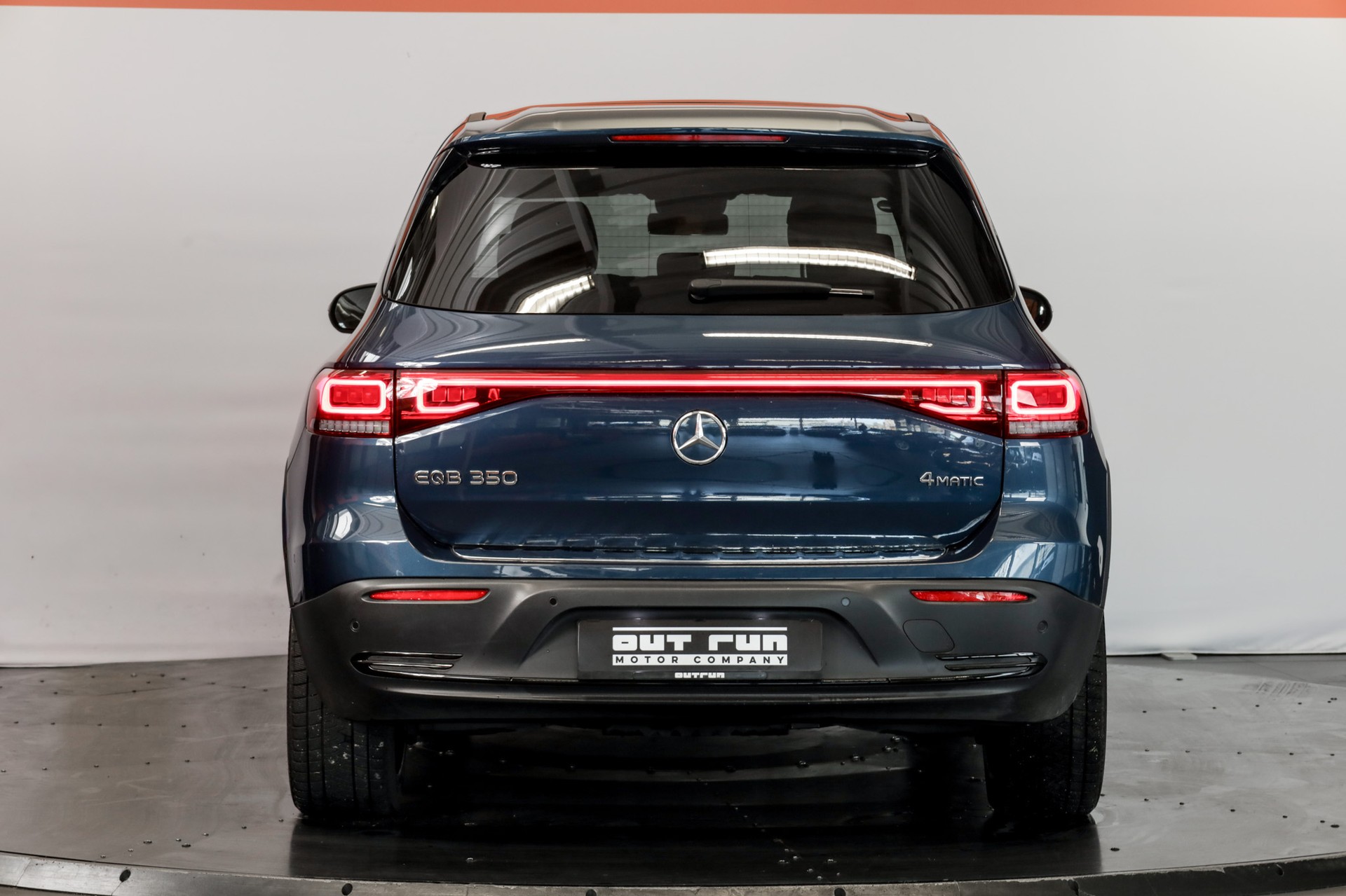 MERCEDES-BENZ EQB 350 4Matic-image-4