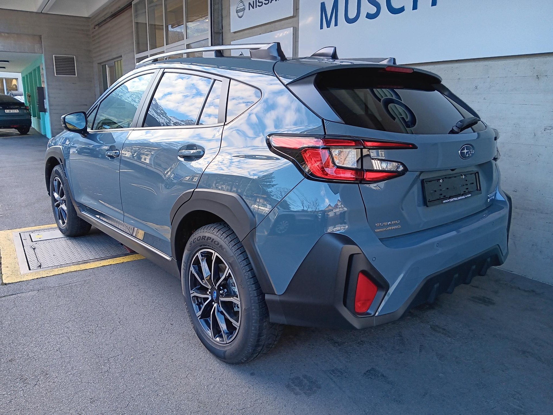 SUBARU Crosstrek 2.0 e-Boxer Swiss Plus AWD Lineartronic-showroom-element-3