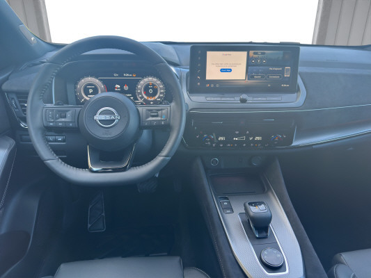 NISSAN Qashqai 1.3MHEV N-De. 4x4-image-9