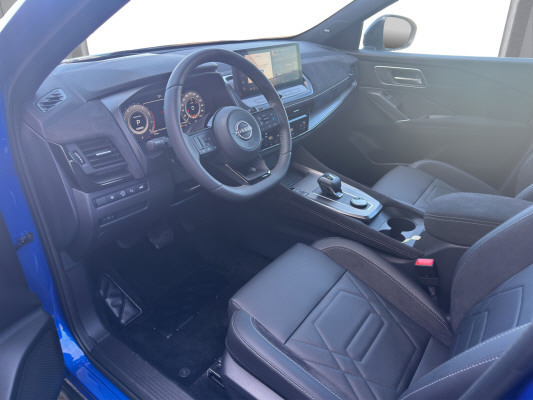 NISSAN Qashqai 1.3MHEV N-De. 4x4-image-5
