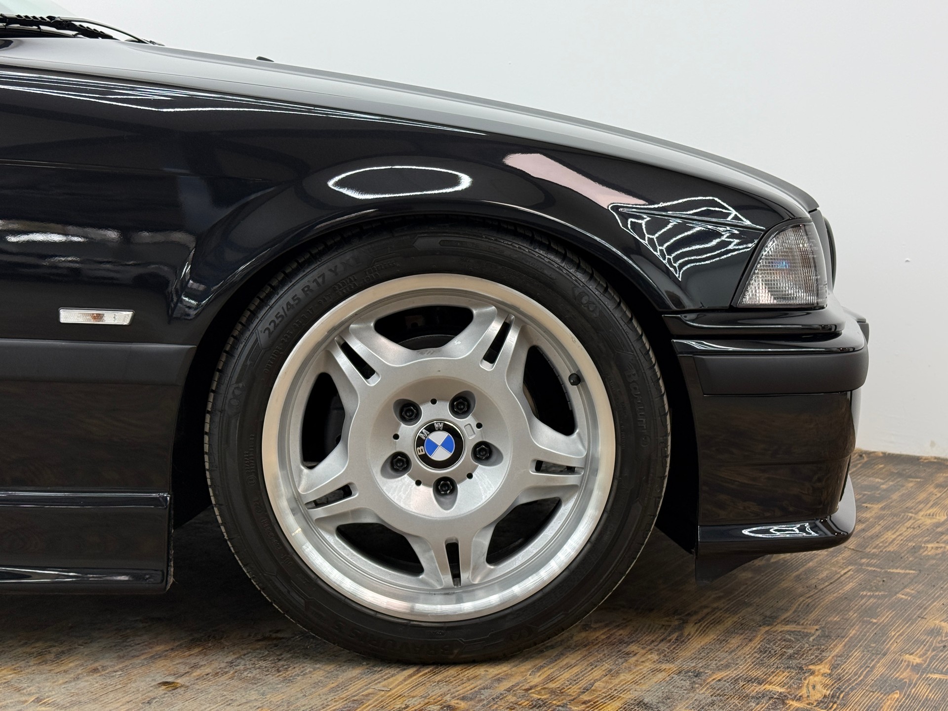 BMW 328i A Cabrio Sport-image-19