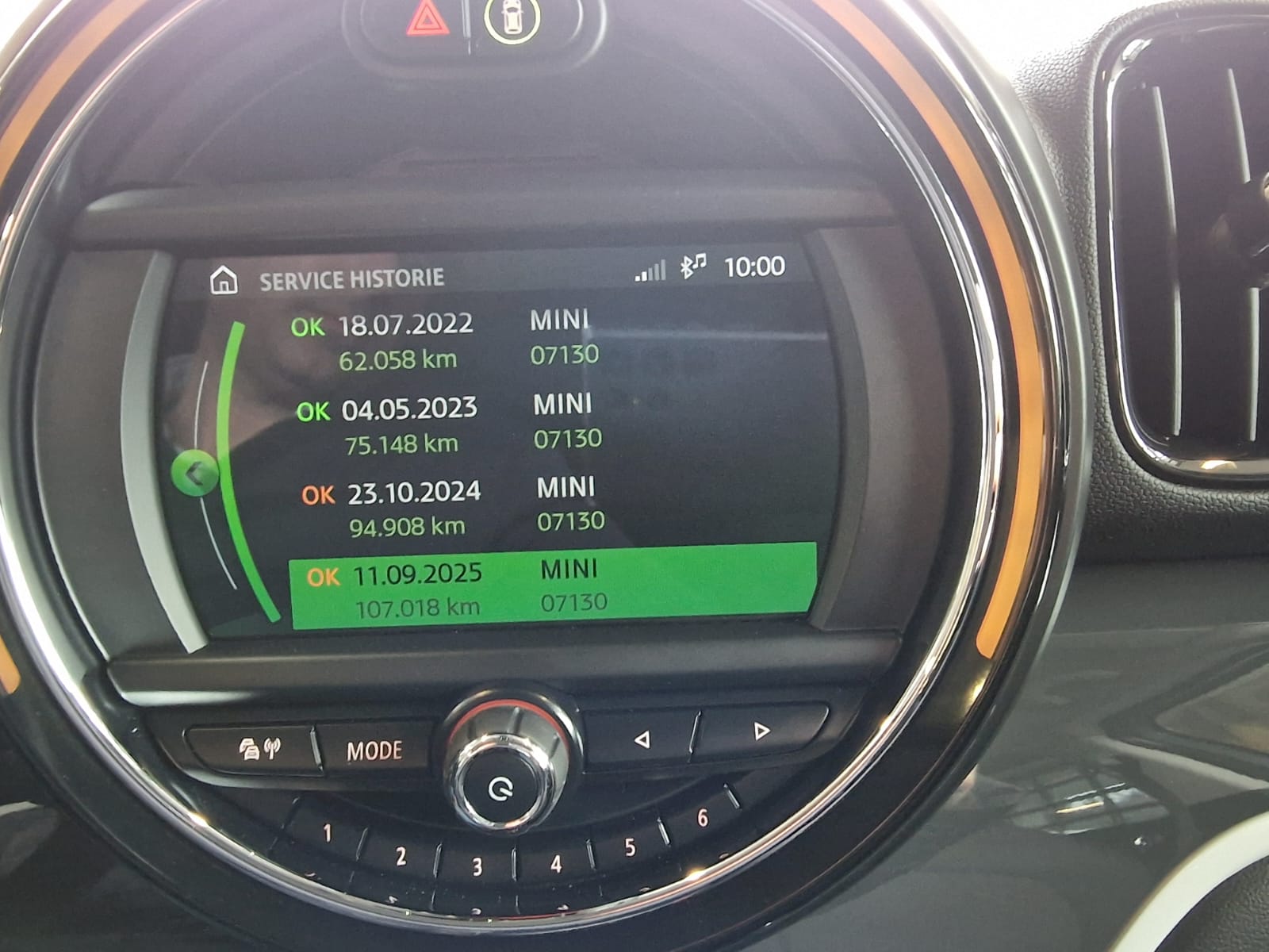 MINI Countryman Cooper S E ALL4 Steptronic-image-10