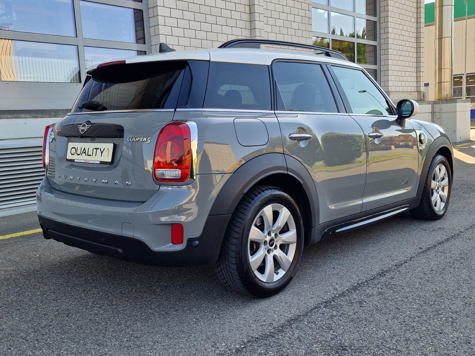 MINI Countryman Cooper S E ALL4 Steptronic-image-4