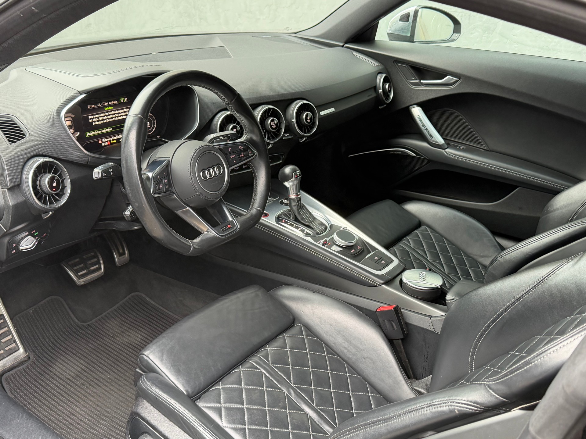 AUDI TTS Coupé 2.0 TFSI quattro S-tronic-image-9
