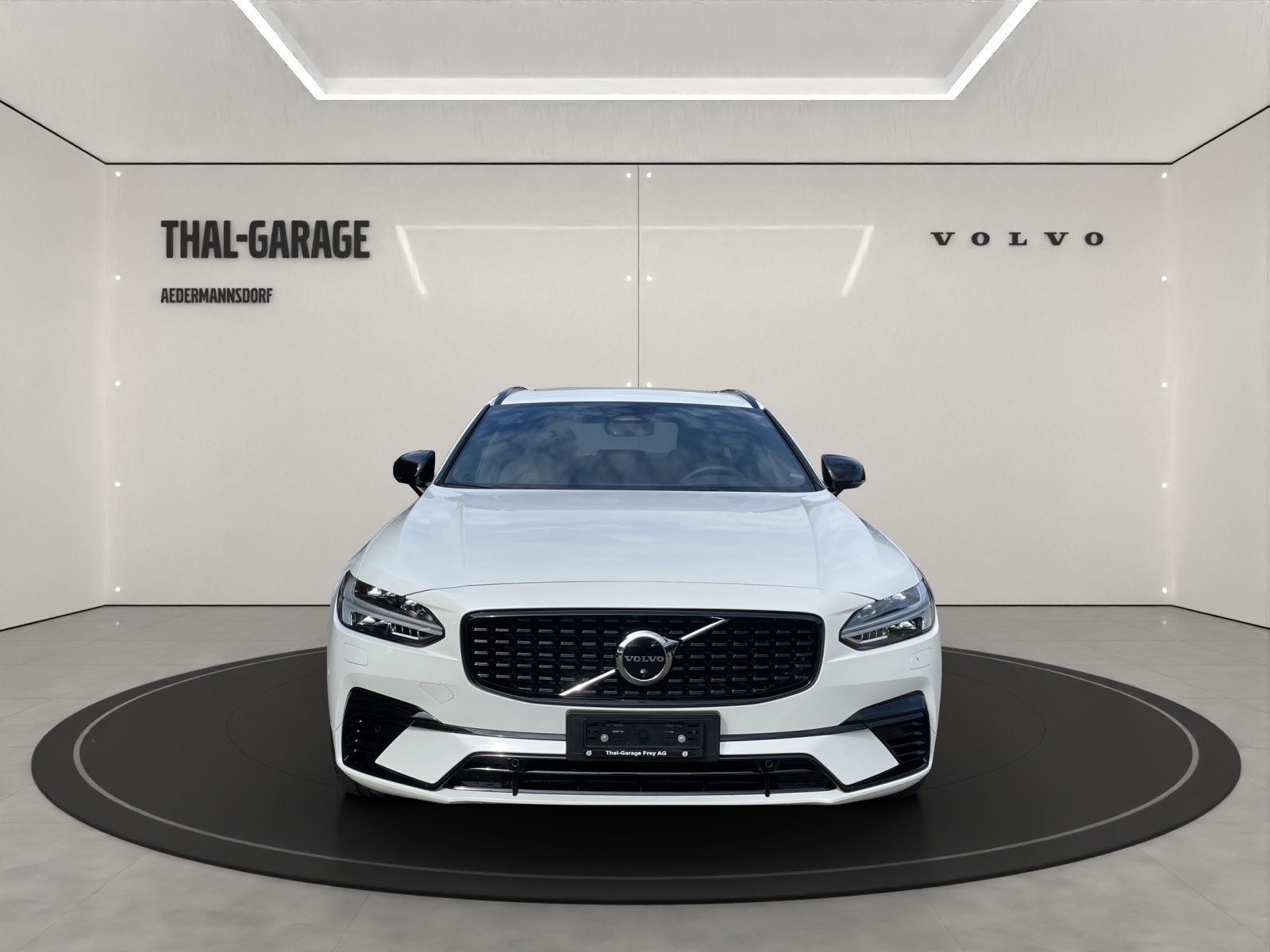 VOLVO V90 2.0 T8 TE Ultimate Dark eAWD-showroom-element-1