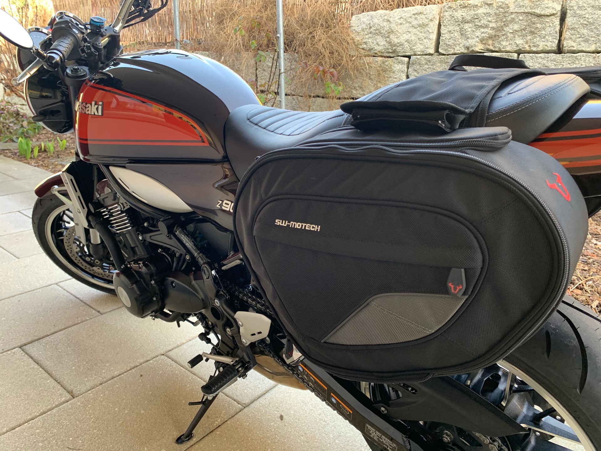 KAWASAKI Z 900 RS-image-8