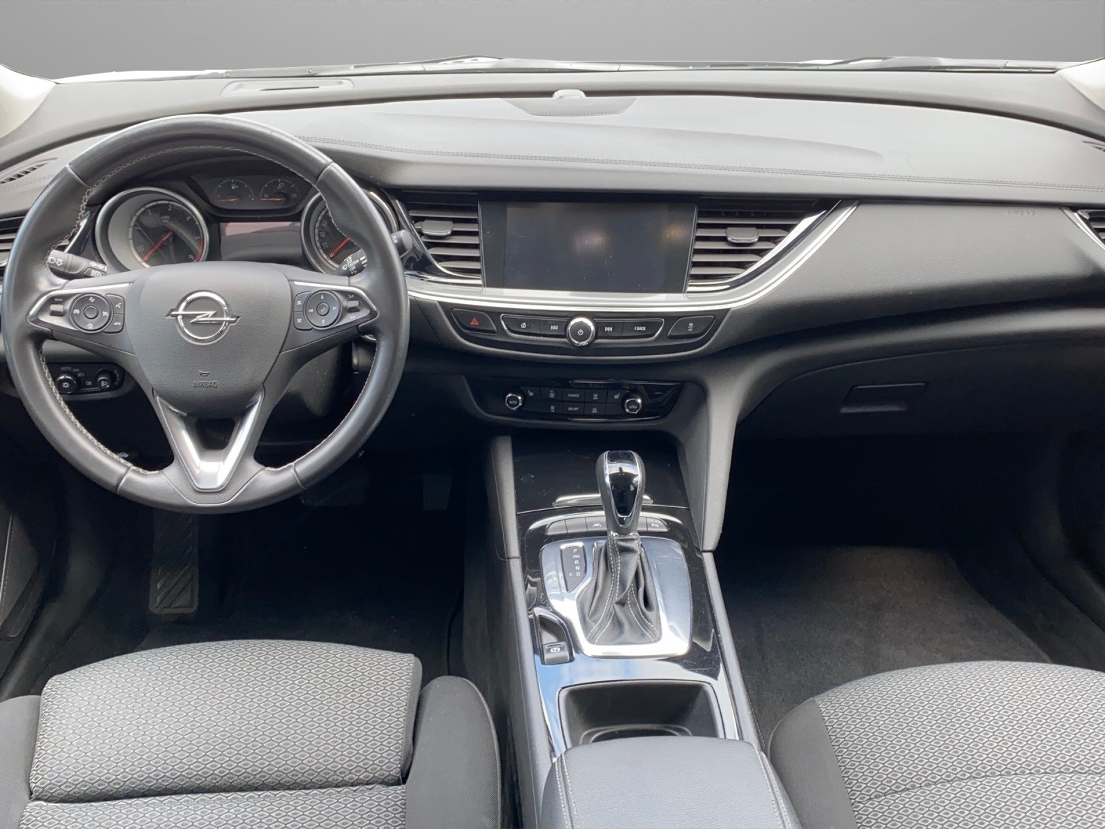 OPEL Insignia 1.6 CDTI Sports Tourer Edition Automatic-image-8