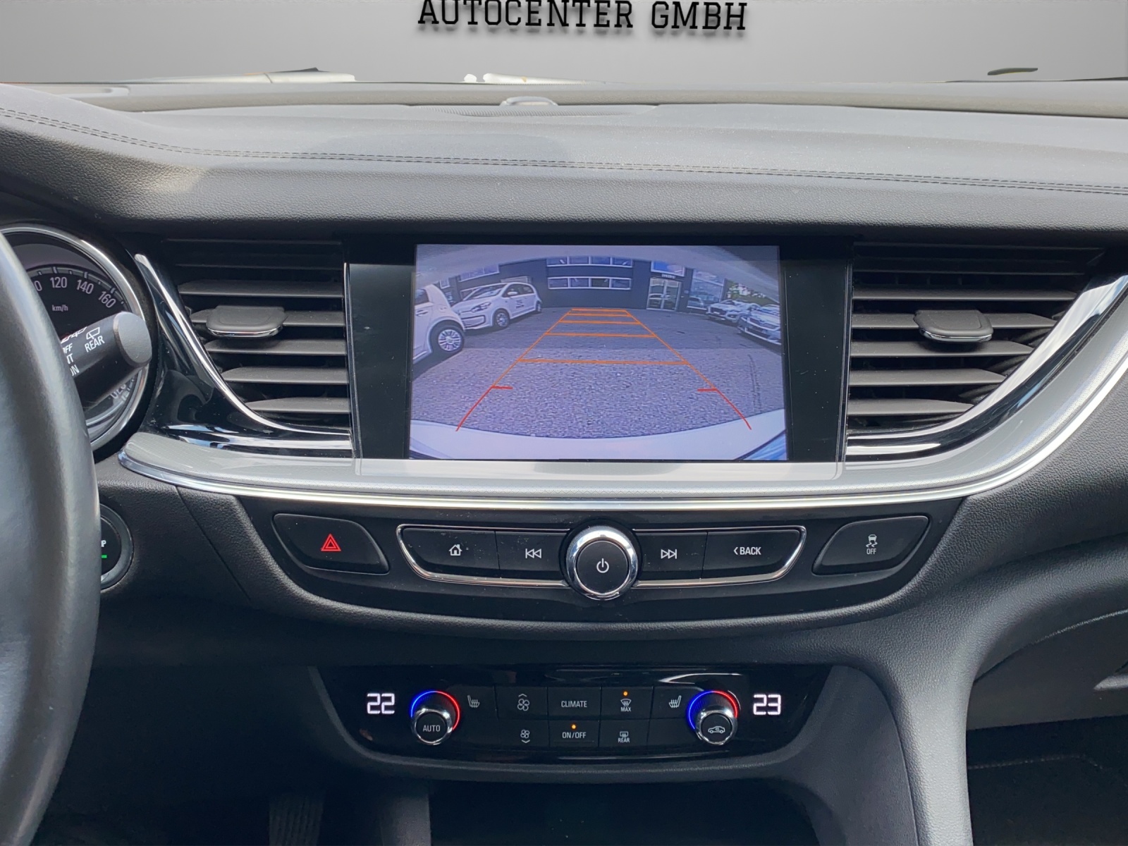 OPEL Insignia 1.6 CDTI Sports Tourer Edition Automatic-image-13