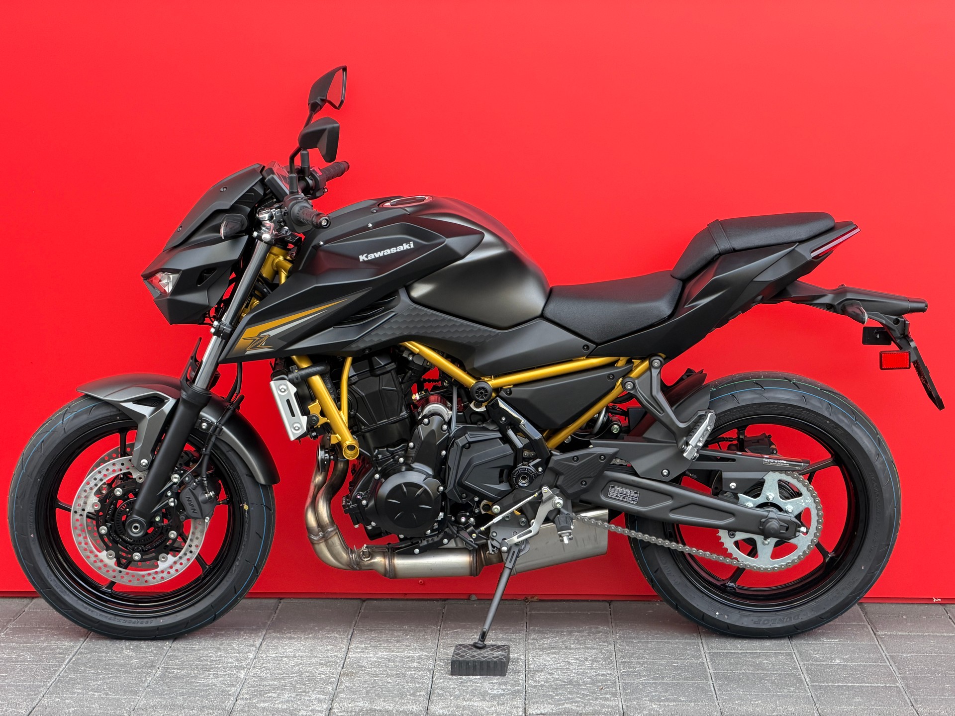 KAWASAKI Z 650 S-image-10