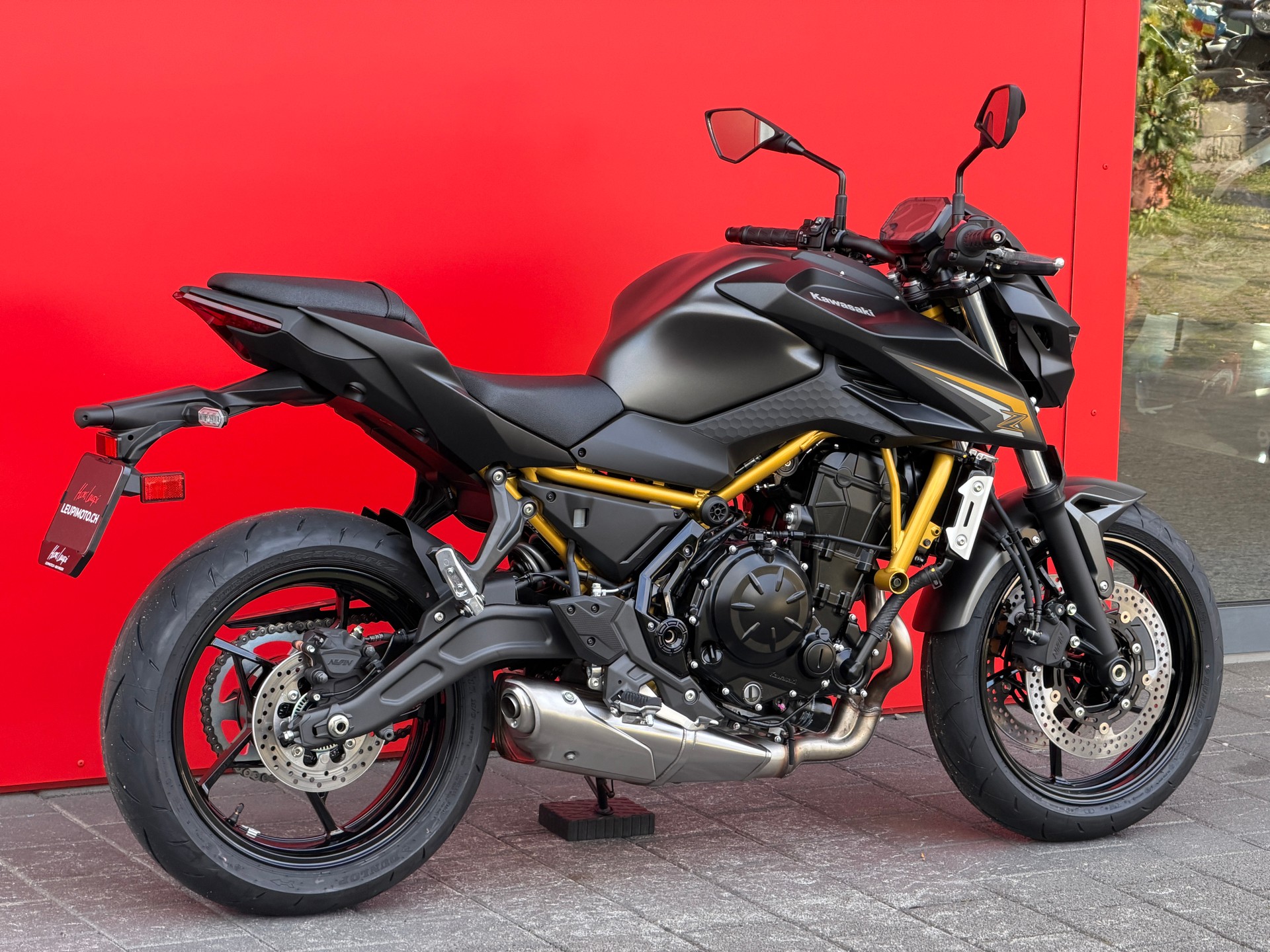 KAWASAKI Z 650 S-image-5