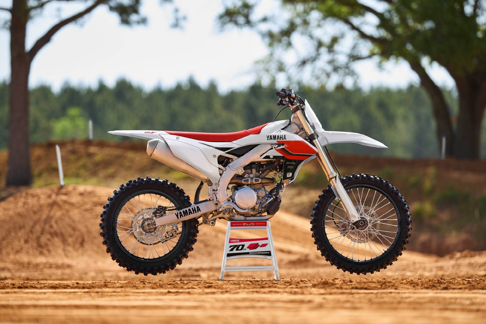 YAMAHA YZF250 2026 70th Anniversary Edition-image-7