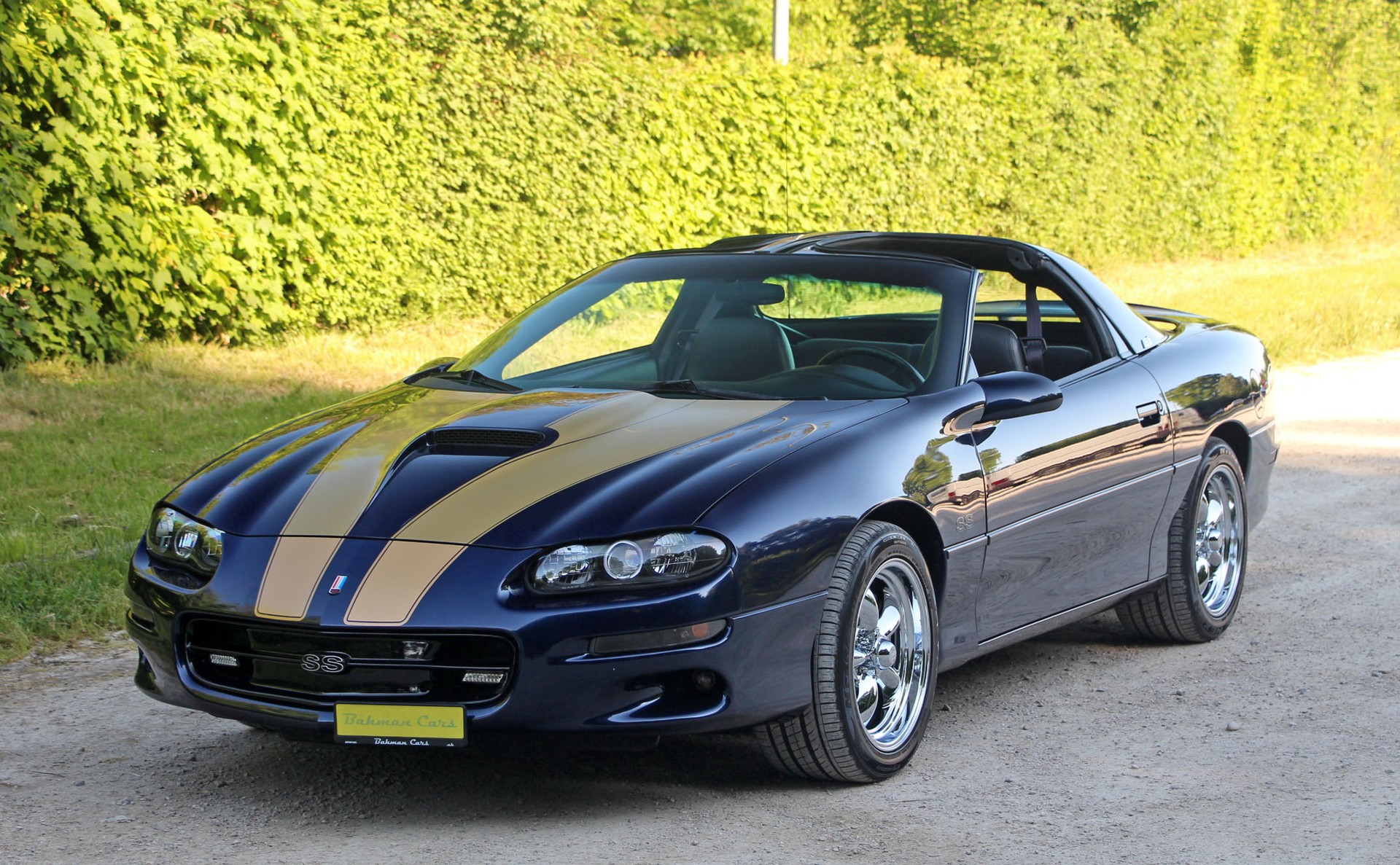 CHEVROLET Camaro SS-image-21