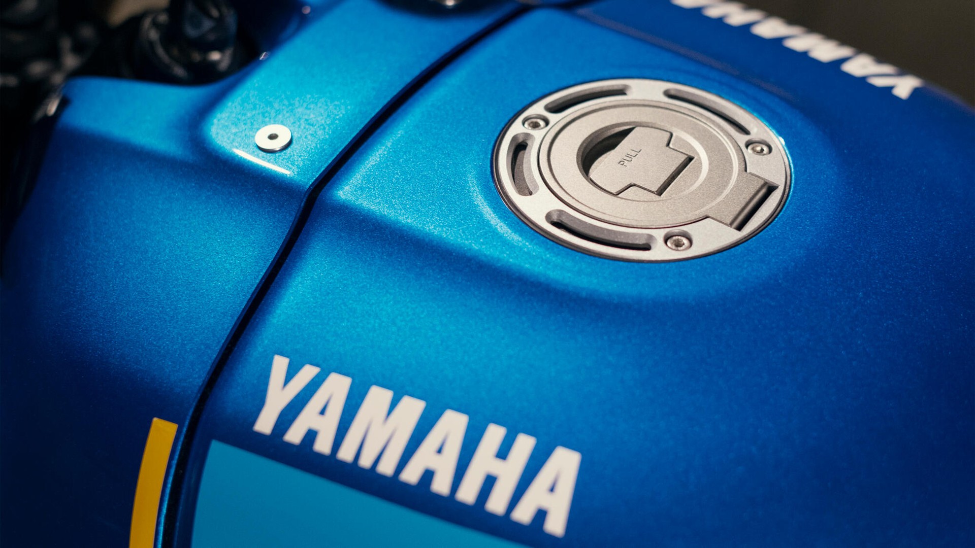 YAMAHA XSR 900-image-7
