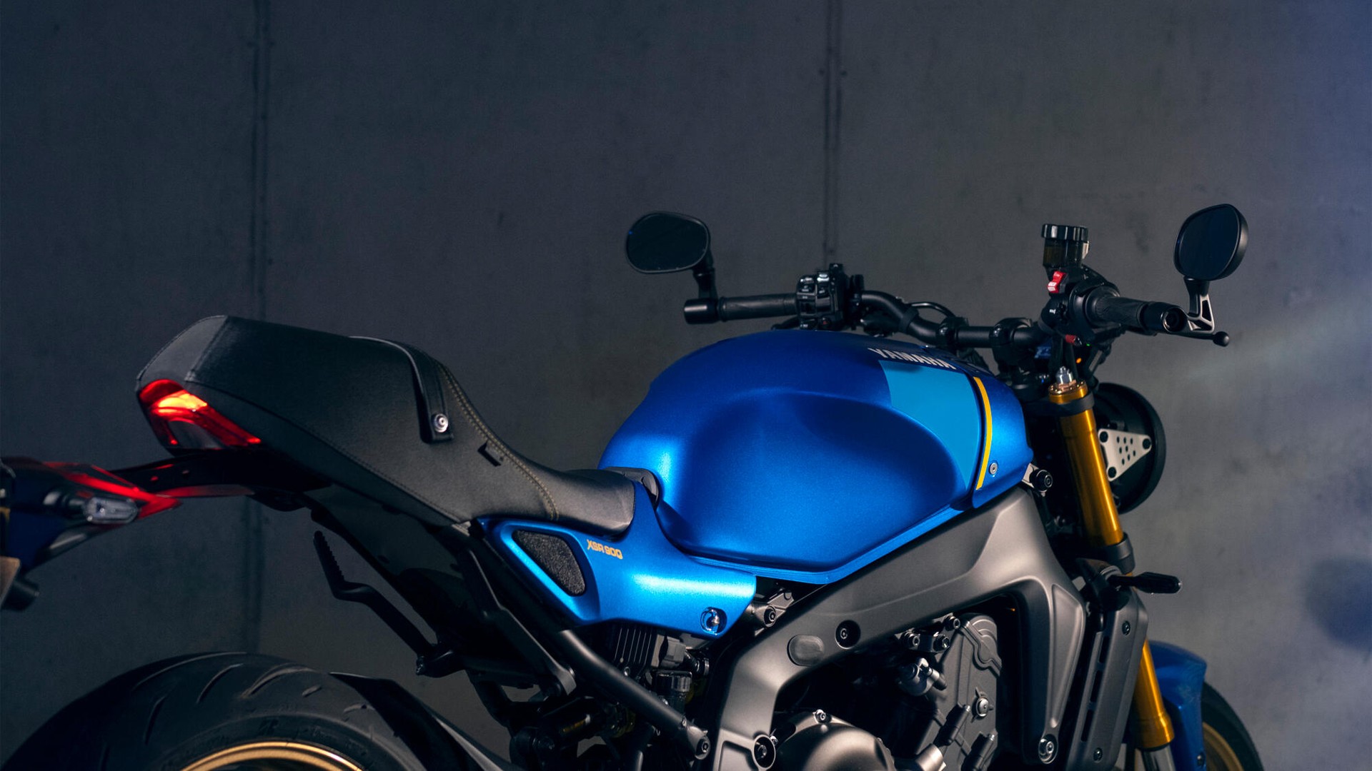 YAMAHA XSR 900-image-10