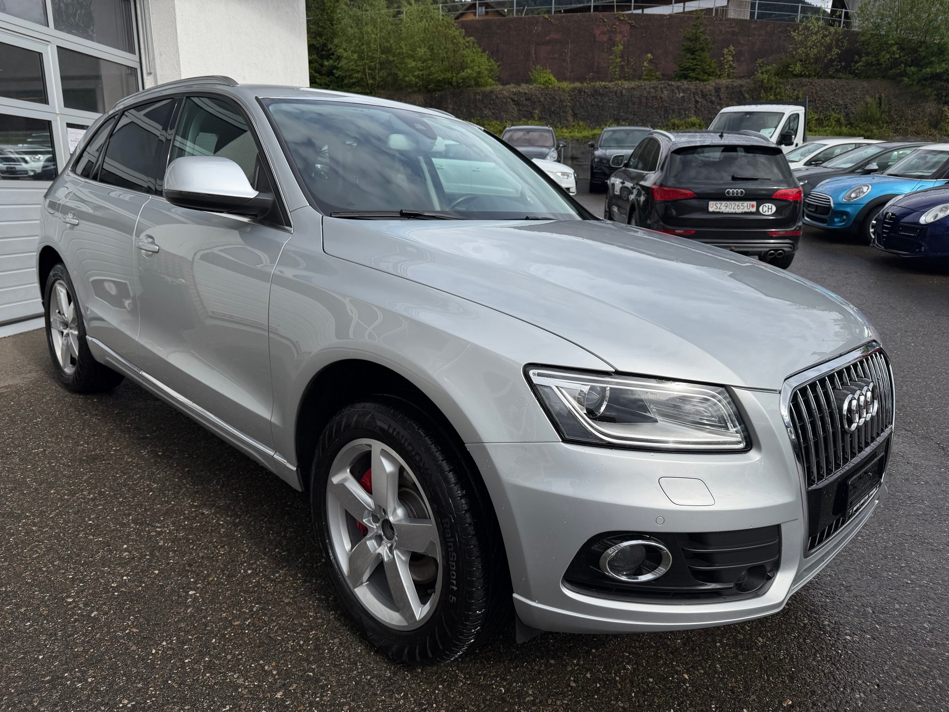 AUDI Q5 3.0 TDI quattro S-tronic-showroom-element-3