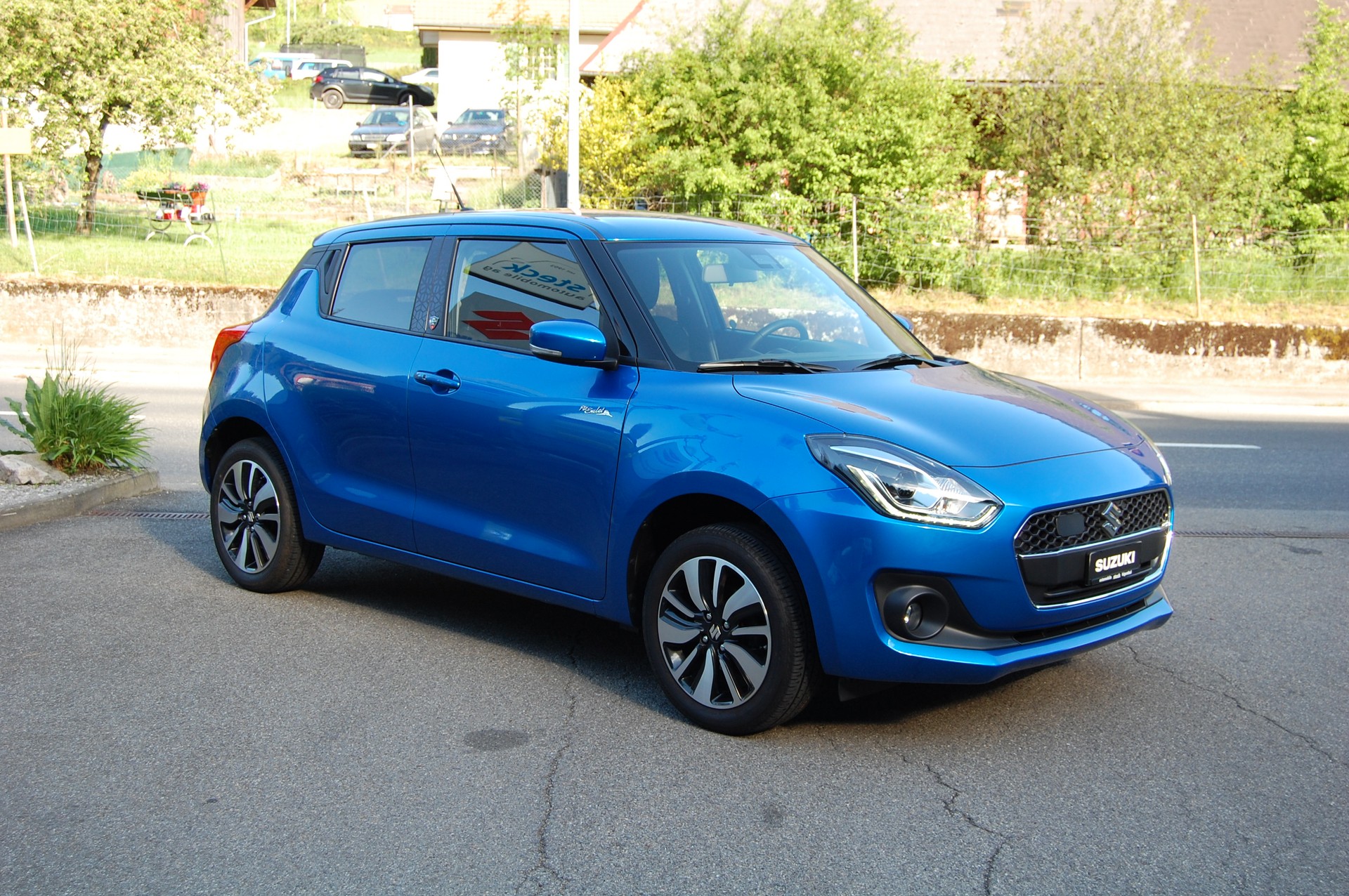 SUZUKI Swift 1.2i Piz Sulai Top Hybrid Allgrip 4x4-showroom-element-1