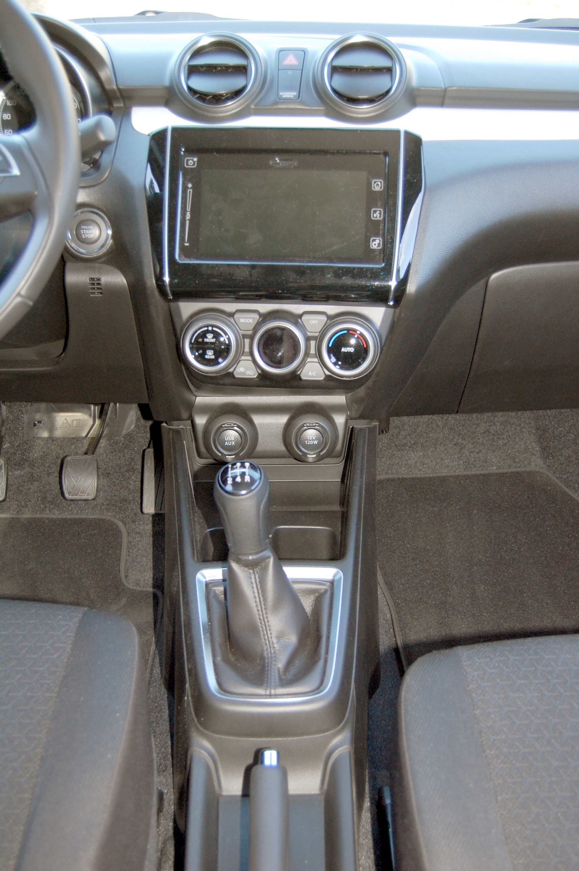 SUZUKI Swift 1.2i Piz Sulai Top Hybrid Allgrip 4x4-image-8