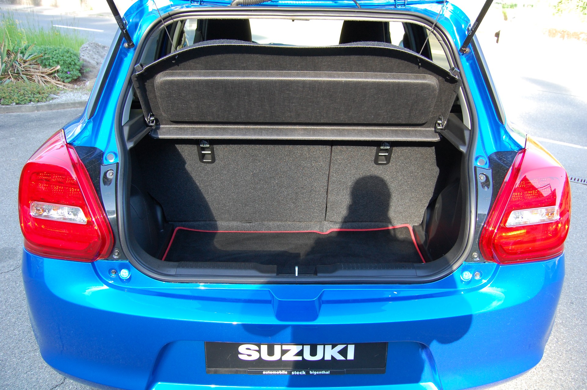 SUZUKI Swift 1.2i Piz Sulai Top Hybrid Allgrip 4x4-image-6