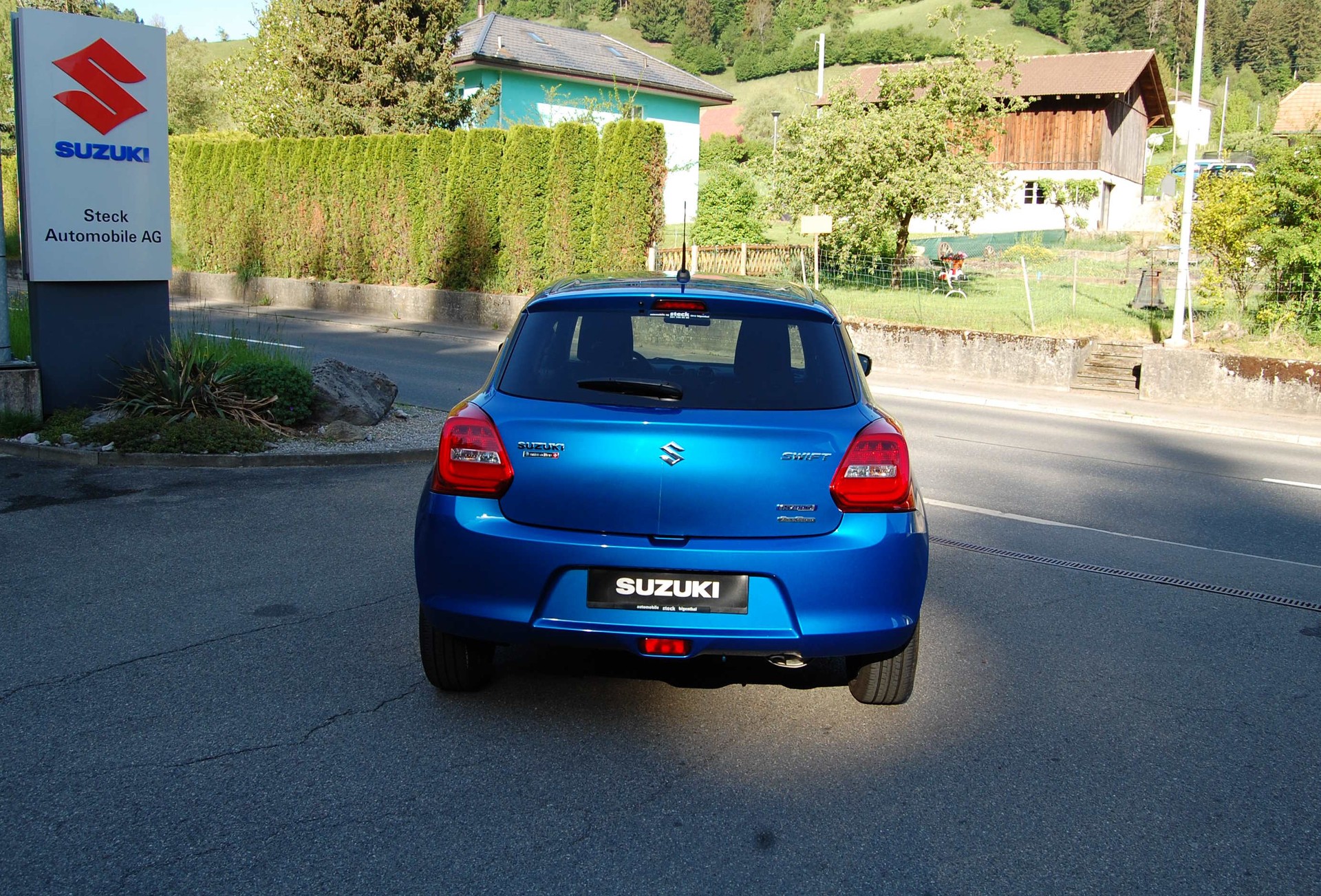 SUZUKI Swift 1.2i Piz Sulai Top Hybrid Allgrip 4x4-image-5