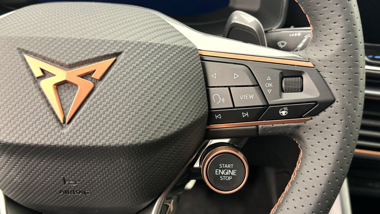 CUPRA Formentor 1.5 e-HYBRID pHEV VZ Black Edition-image-9