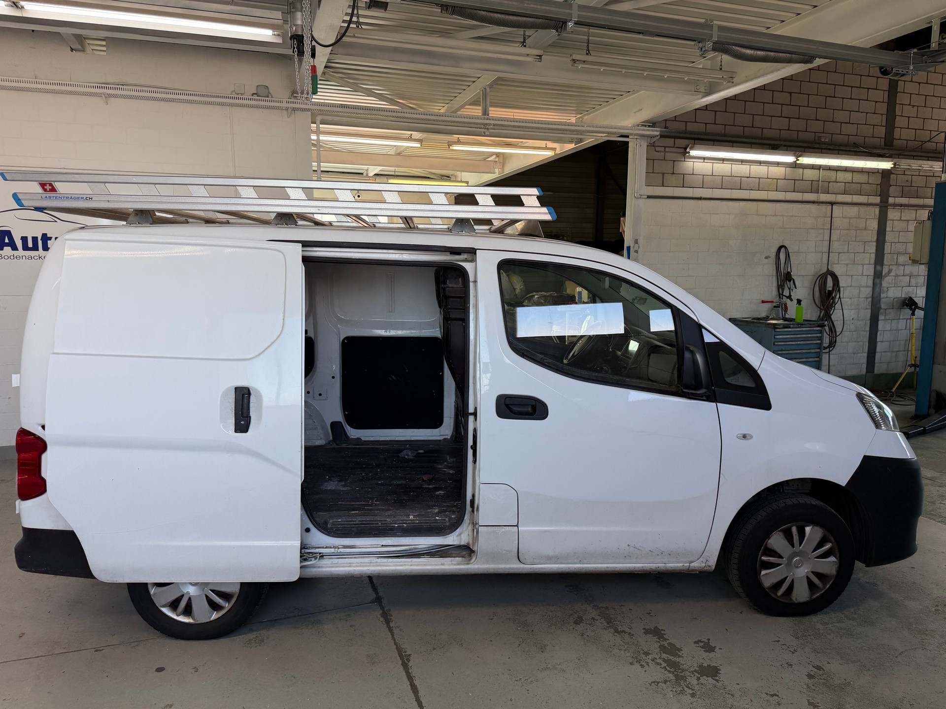 NISSAN NV200 1.5 dCi 90 Comfort Euro 6 | Zahnriemen ers. | Klima | Navi | RF-Kamera-image-7