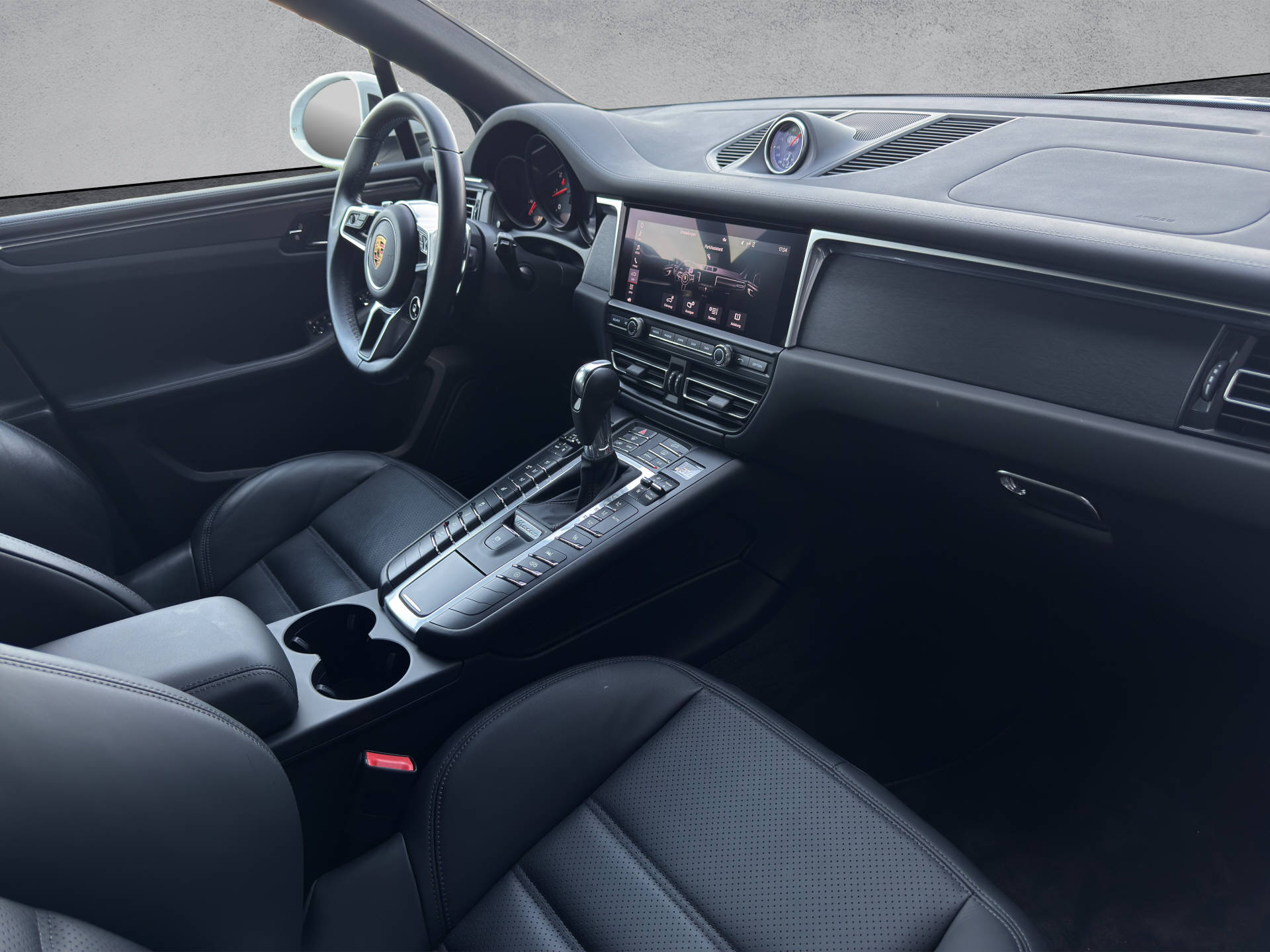 PORSCHE Macan GTS-image-7
