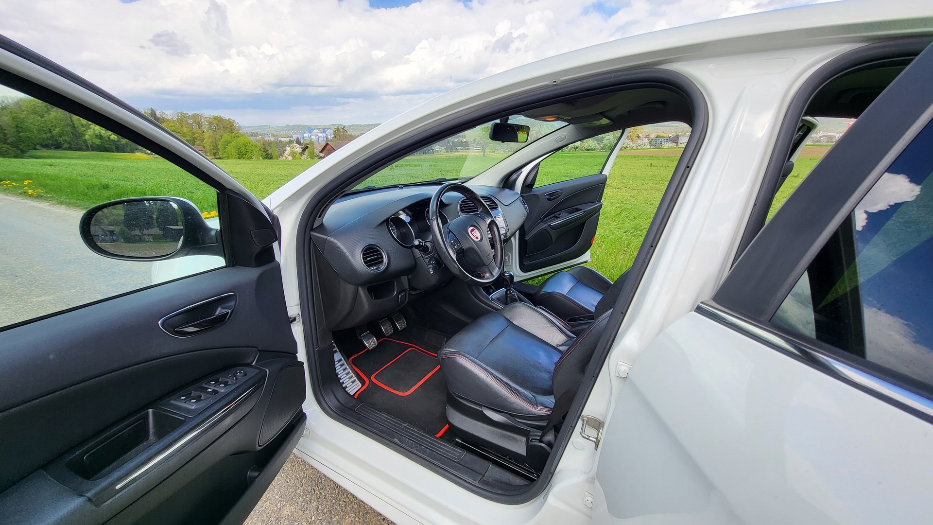 FIAT 1.4 16V T-JET 150 Sport-image-5
